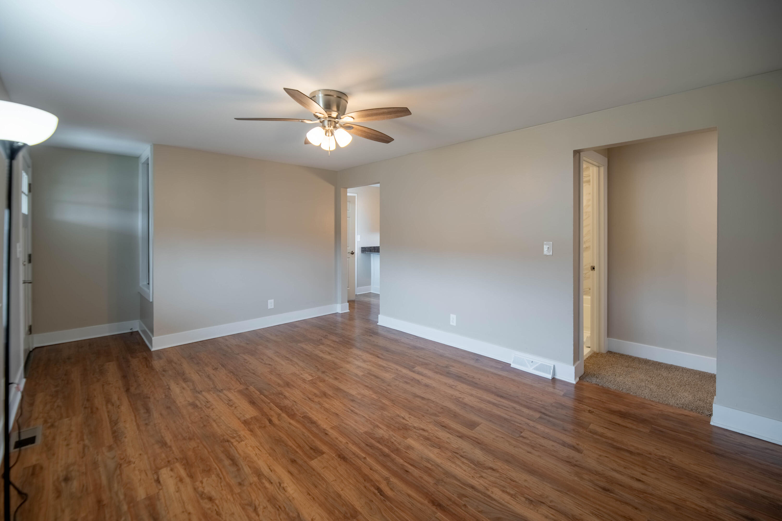 10 Valleyview Circle Property Photo 6