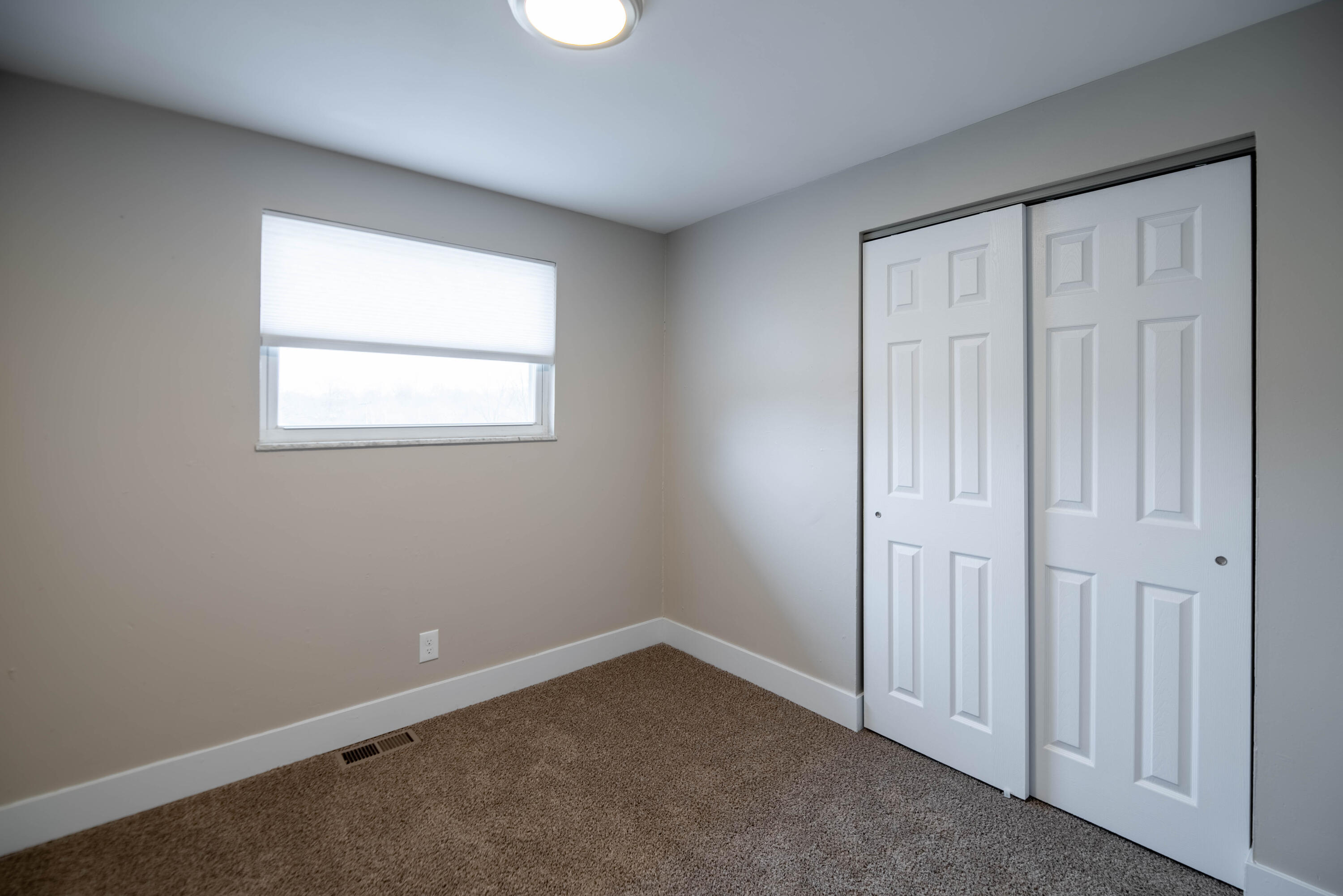 10 Valleyview Circle Property Photo 16