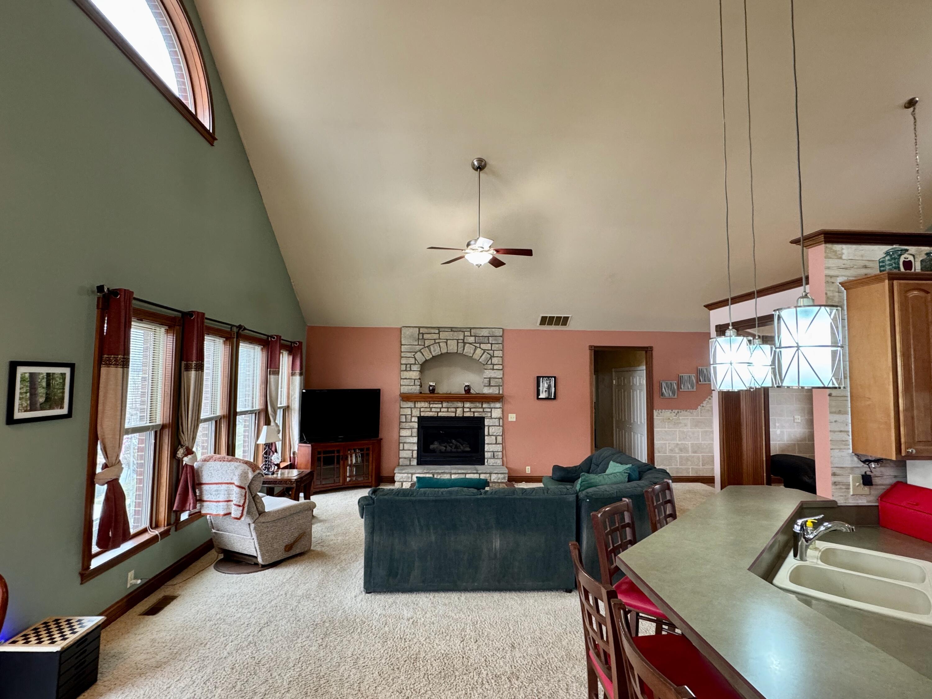 8664 Roth Farm Lane Property Photo 8