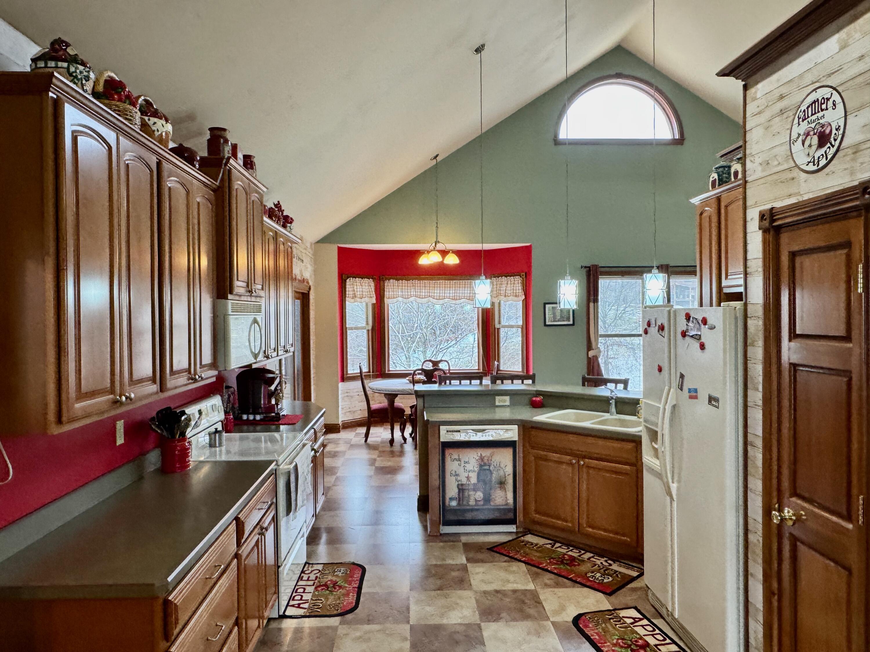 8664 Roth Farm Lane Property Photo 13