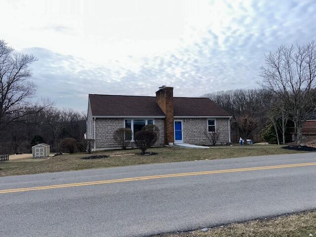 10461 Pleasant Ridge Road Property Photo 2