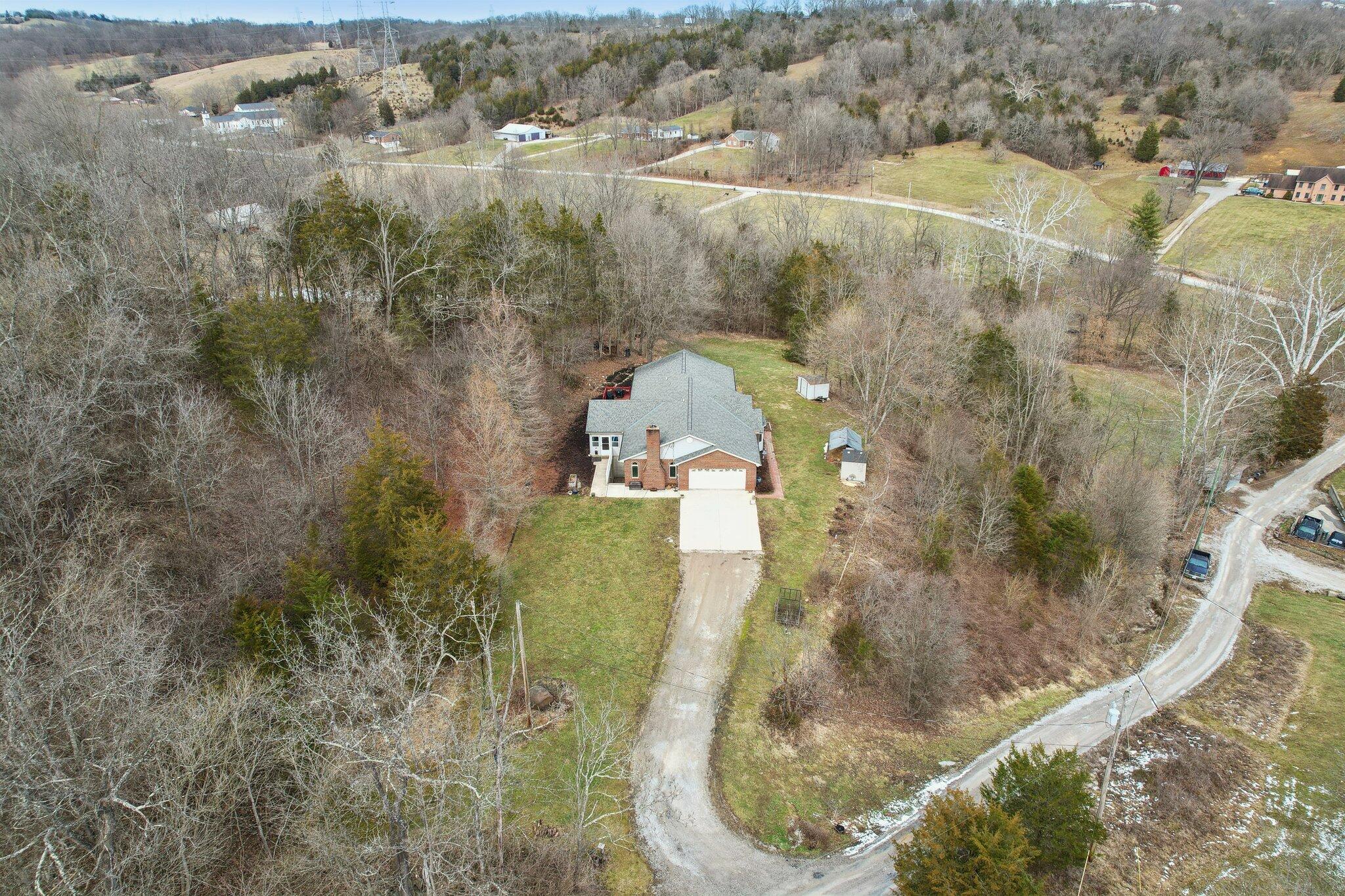 8022 Stonehouse Road Property Photo