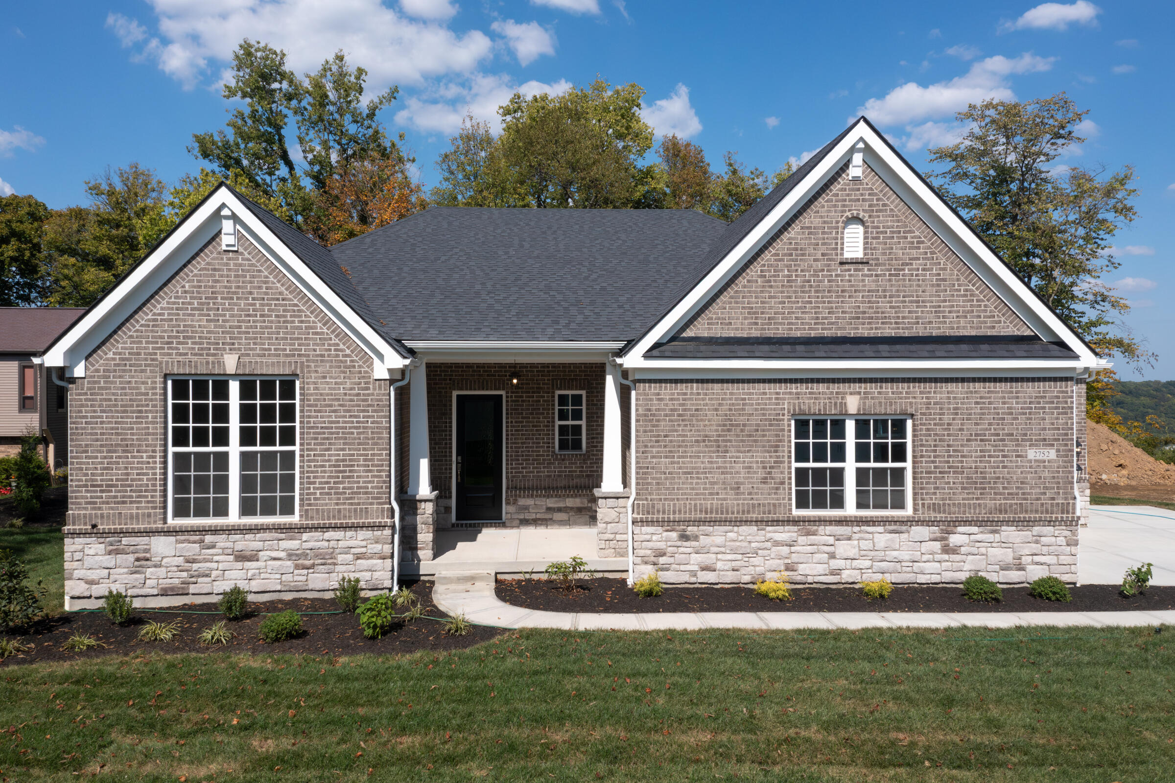 2752 River Birch Drive Property Photo 1