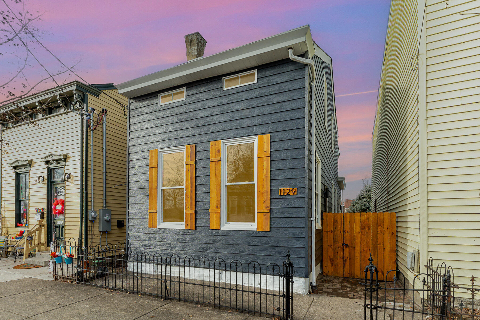 1129 Holman Street Property Photo 1