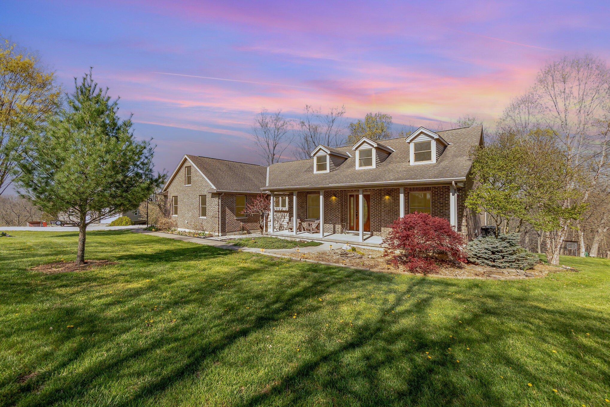 41007 Real Estate Listings Main Image
