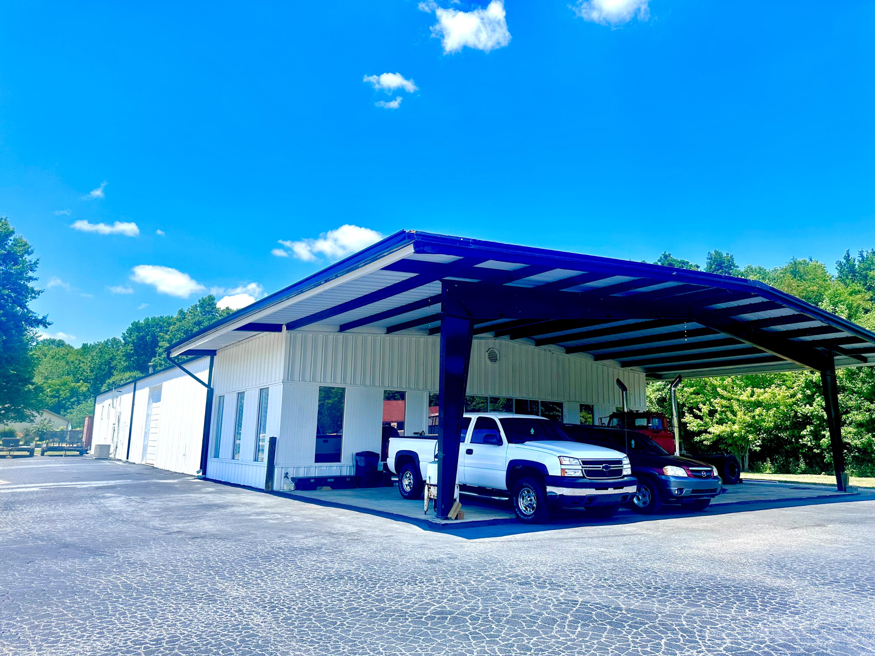 341 Cave Run Lake Road