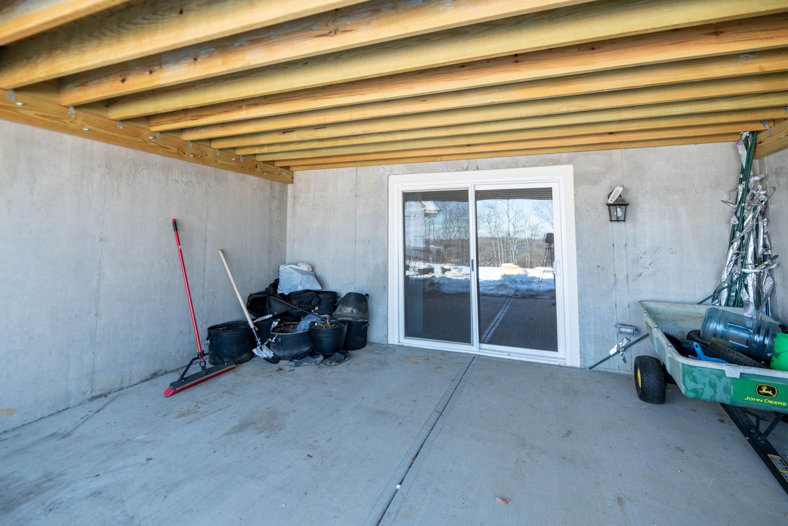 3852 Sherbourne Drive Property Photo 29