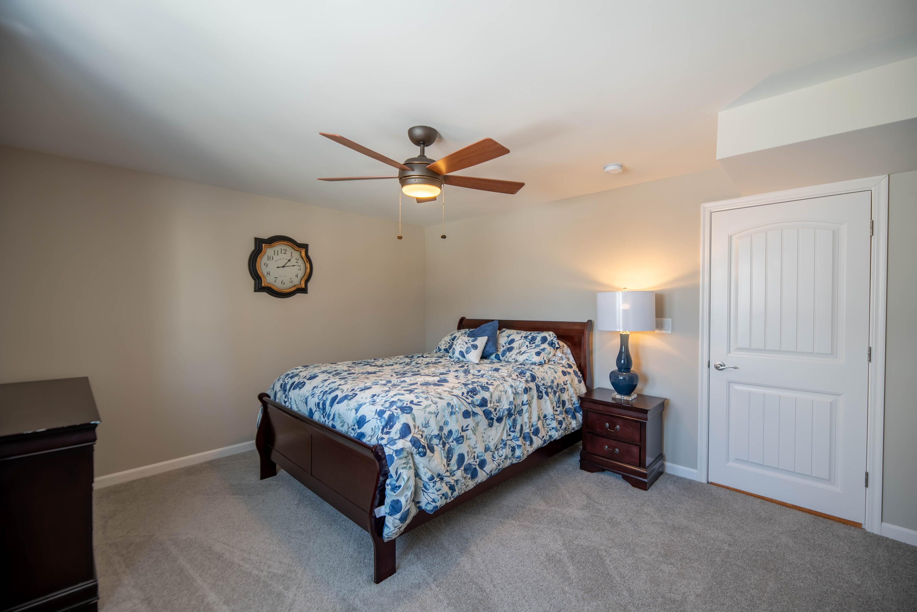 3852 Sherbourne Drive Property Photo 33