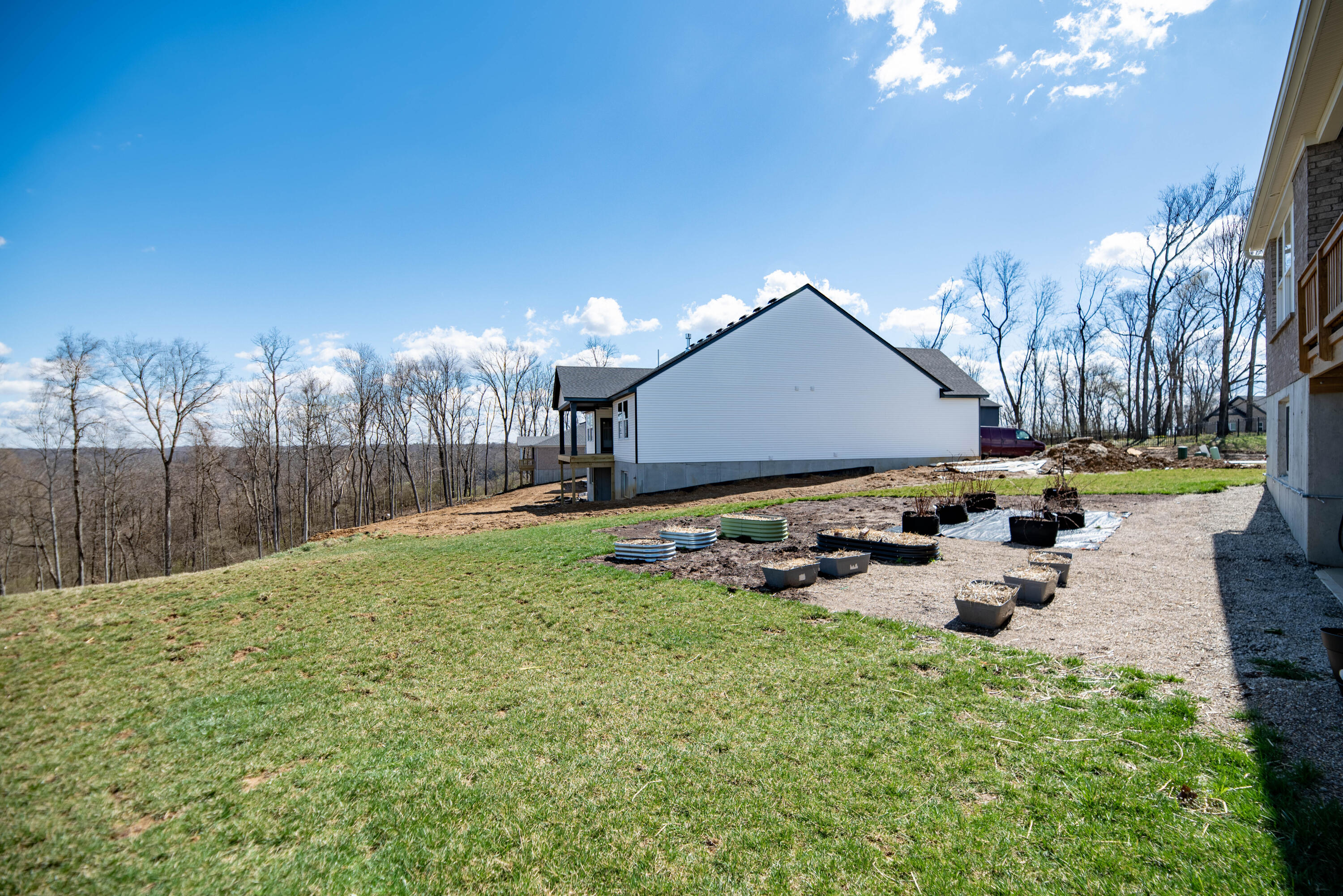 3852 Sherbourne Drive Property Photo 40