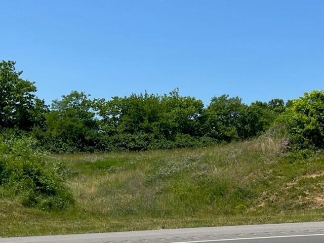 129 S Main Street Property Photo 3