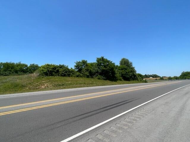 129 S Main Street Property Photo 8