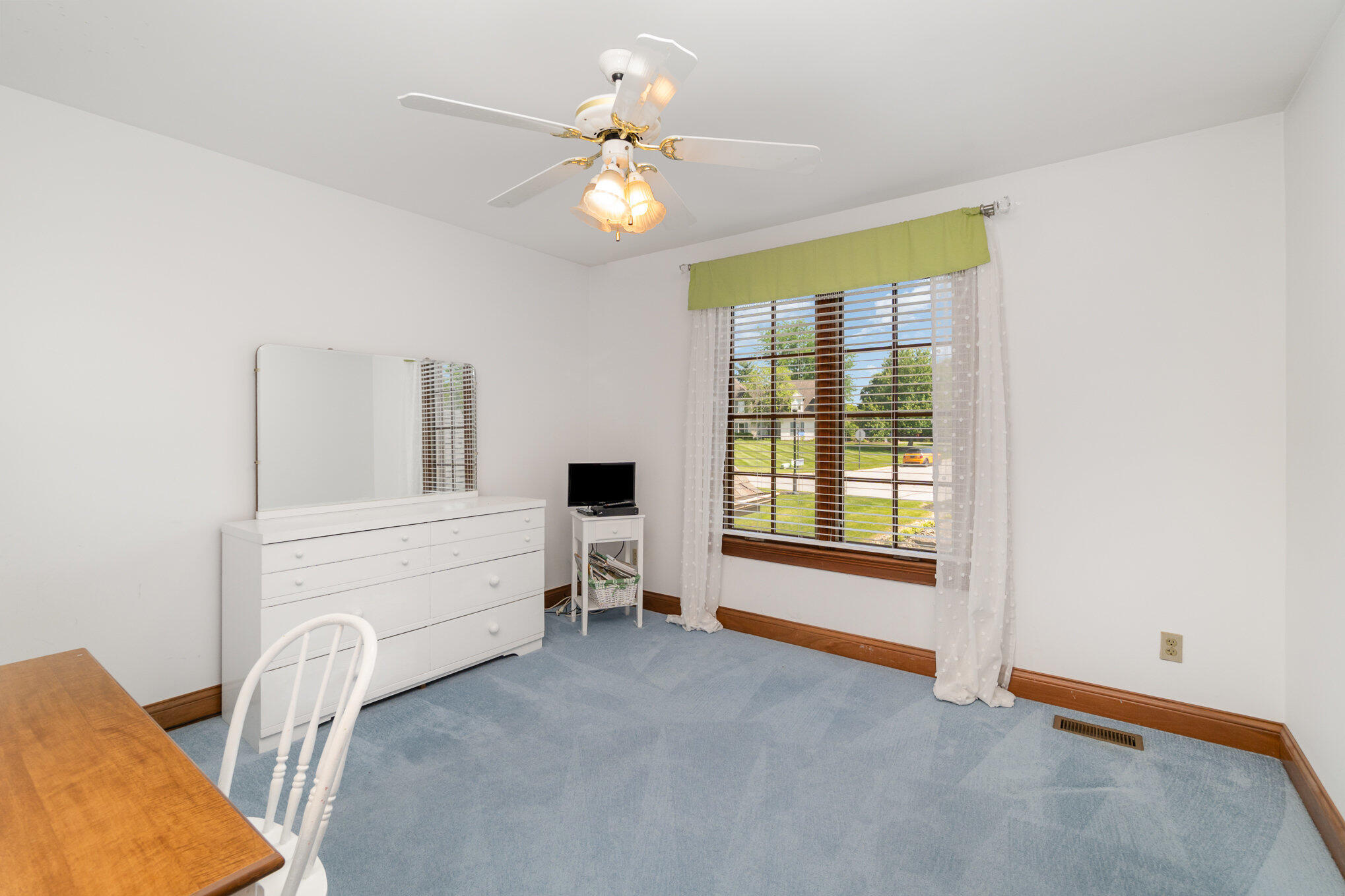 2090 Edenderry Drive Property Photo 21