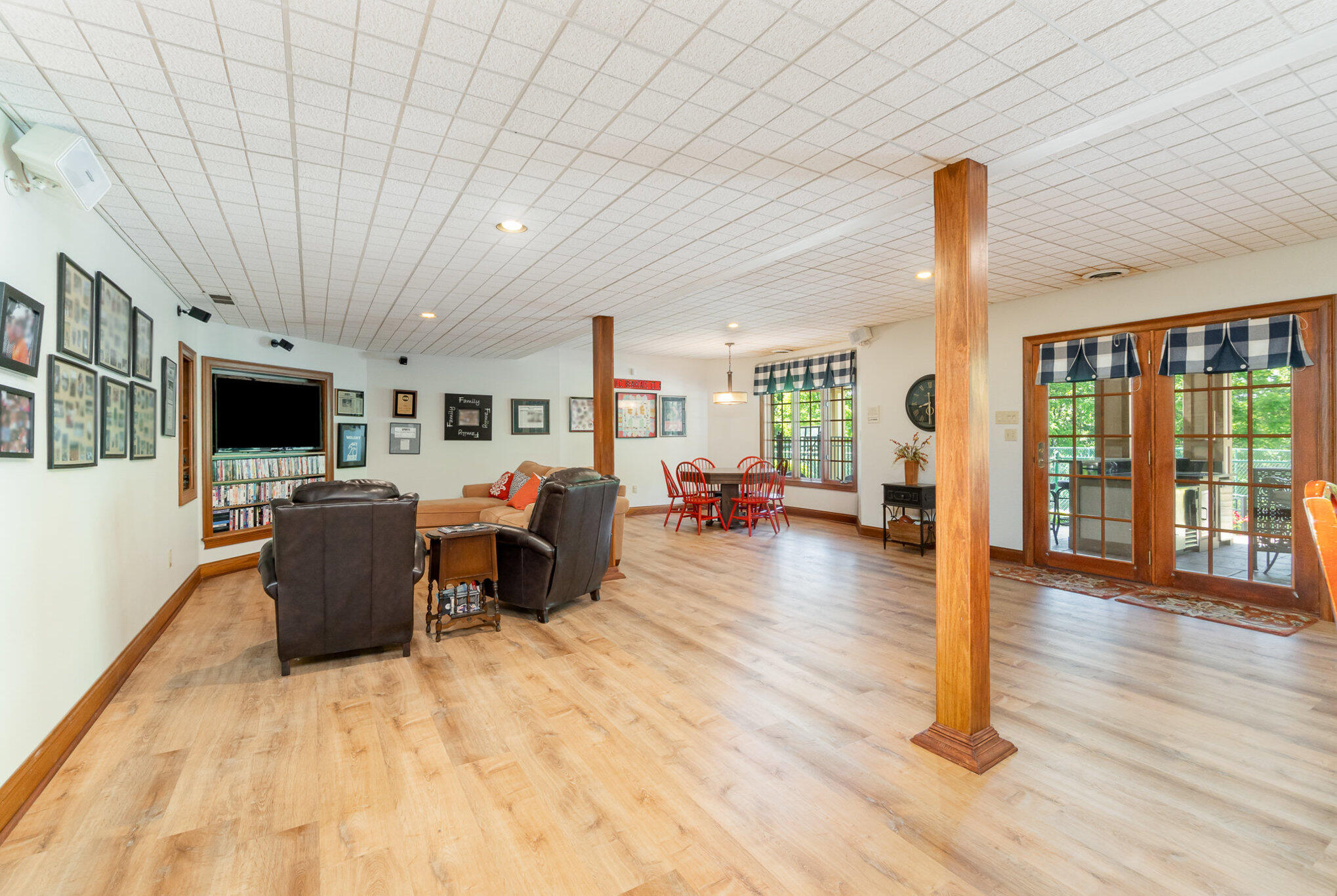 2090 Edenderry Drive Property Photo 29