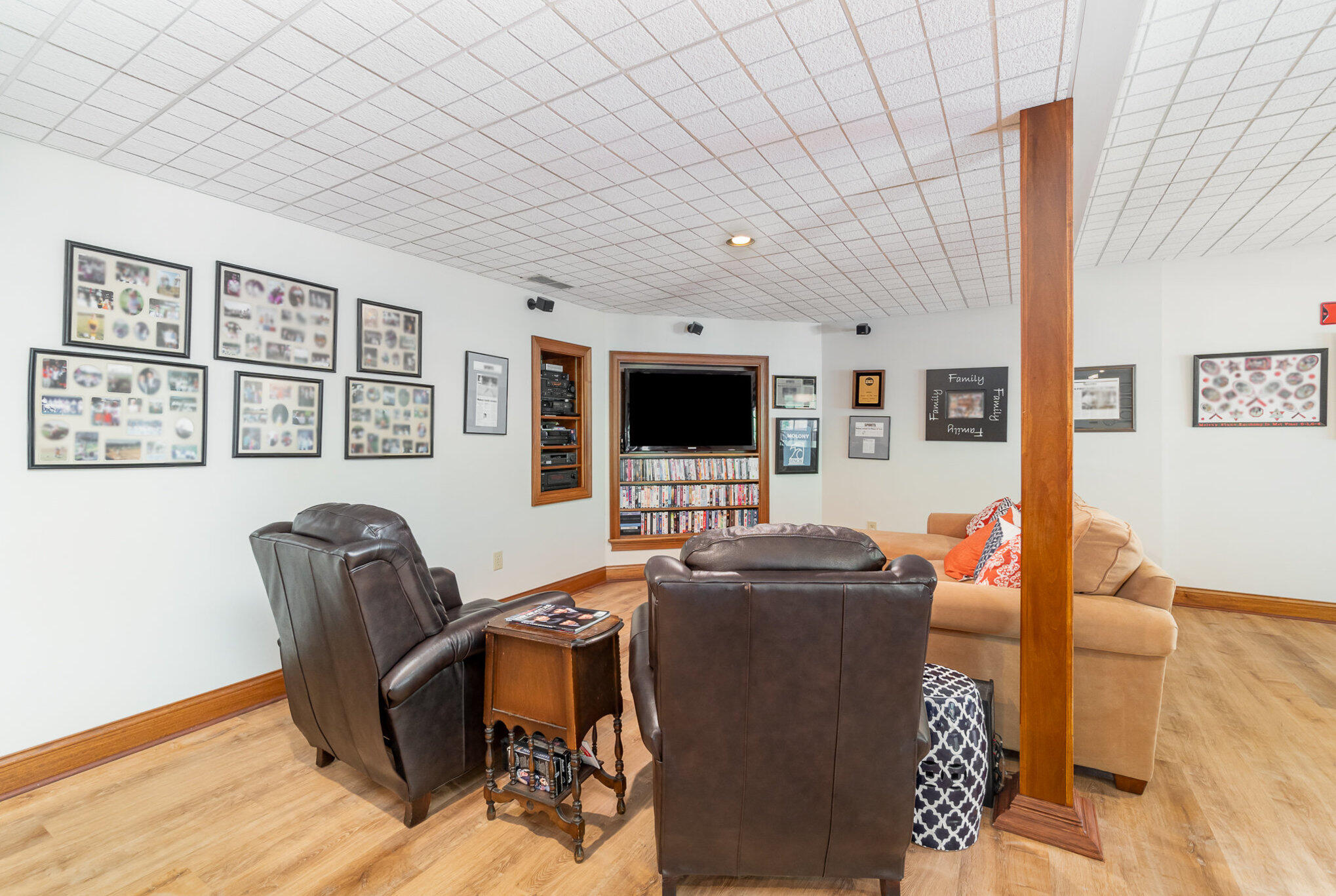2090 Edenderry Drive Property Photo 30