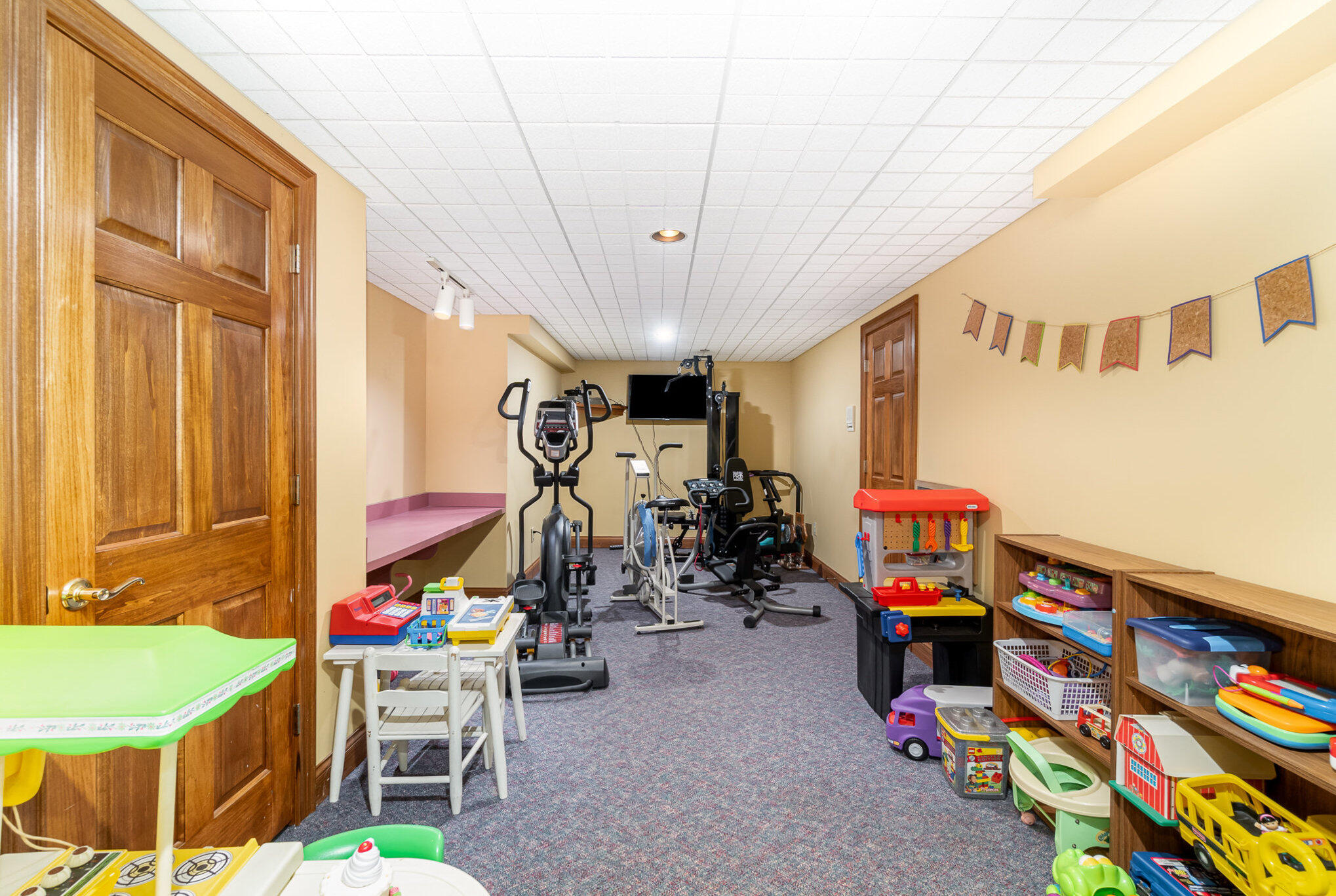 2090 Edenderry Drive Property Photo 33