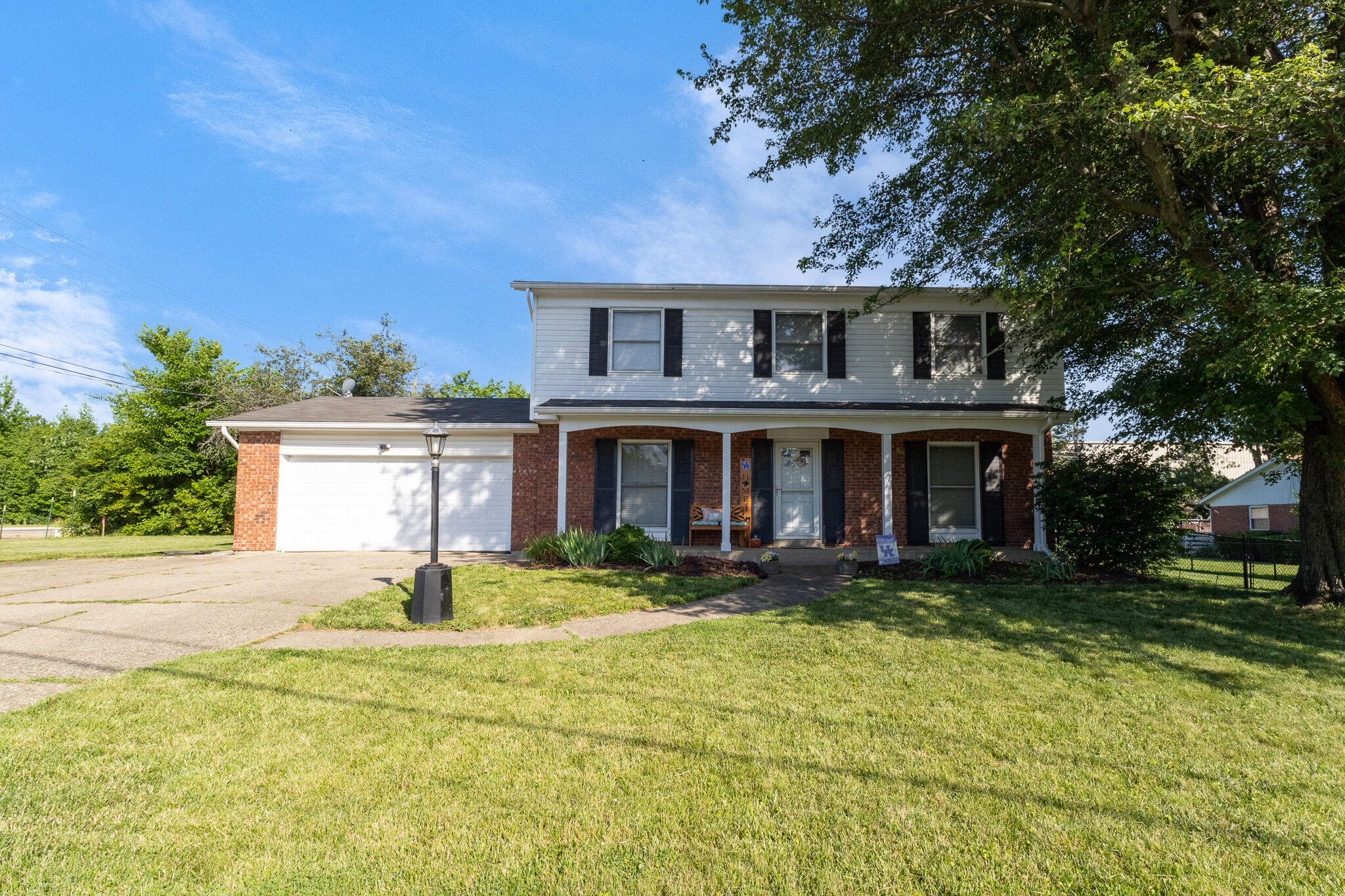 3442 Queensway Drive Property Photo 1