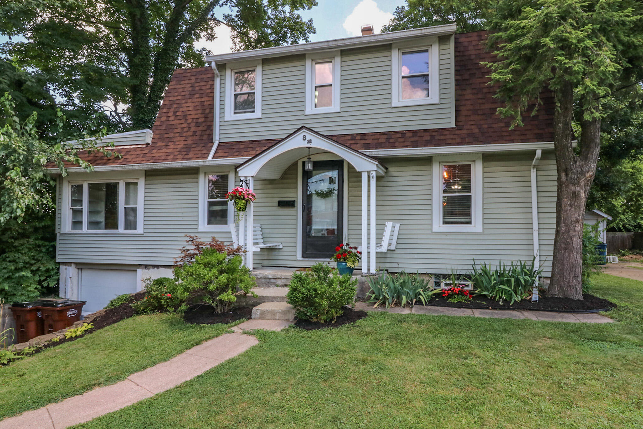 8 Clover Avenue Property Photo 1