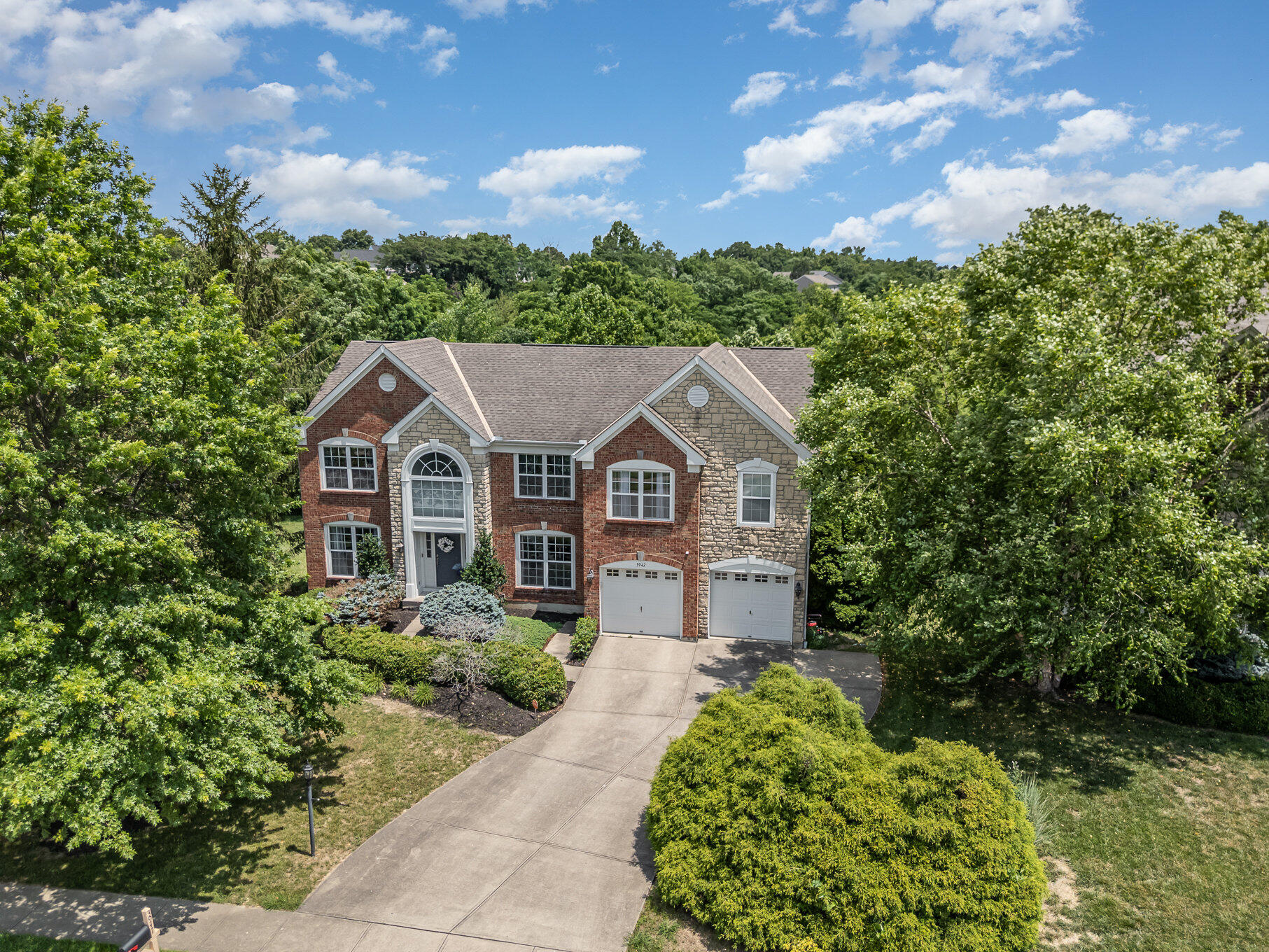 3947 Ashmont Drive Property Photo 1