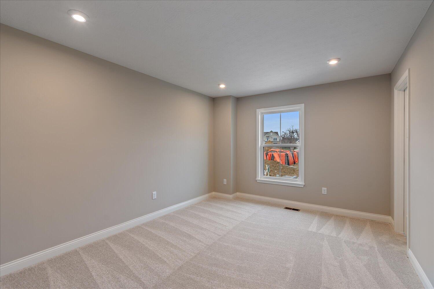 2442 Lillywood Way Property Photo 27