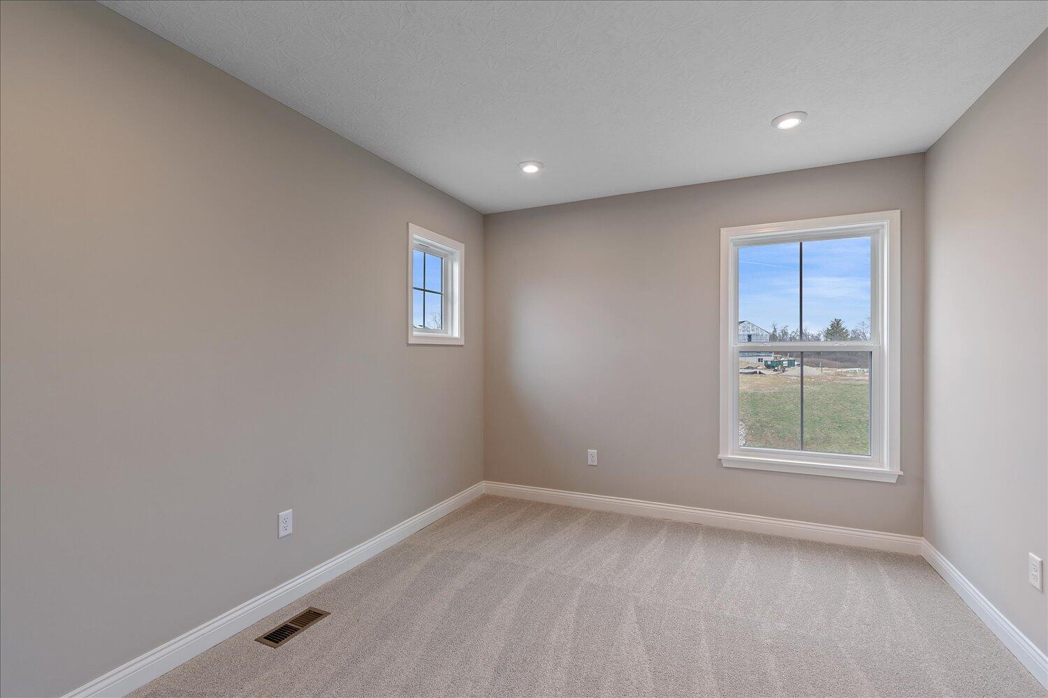 2442 Lillywood Way Property Photo 28