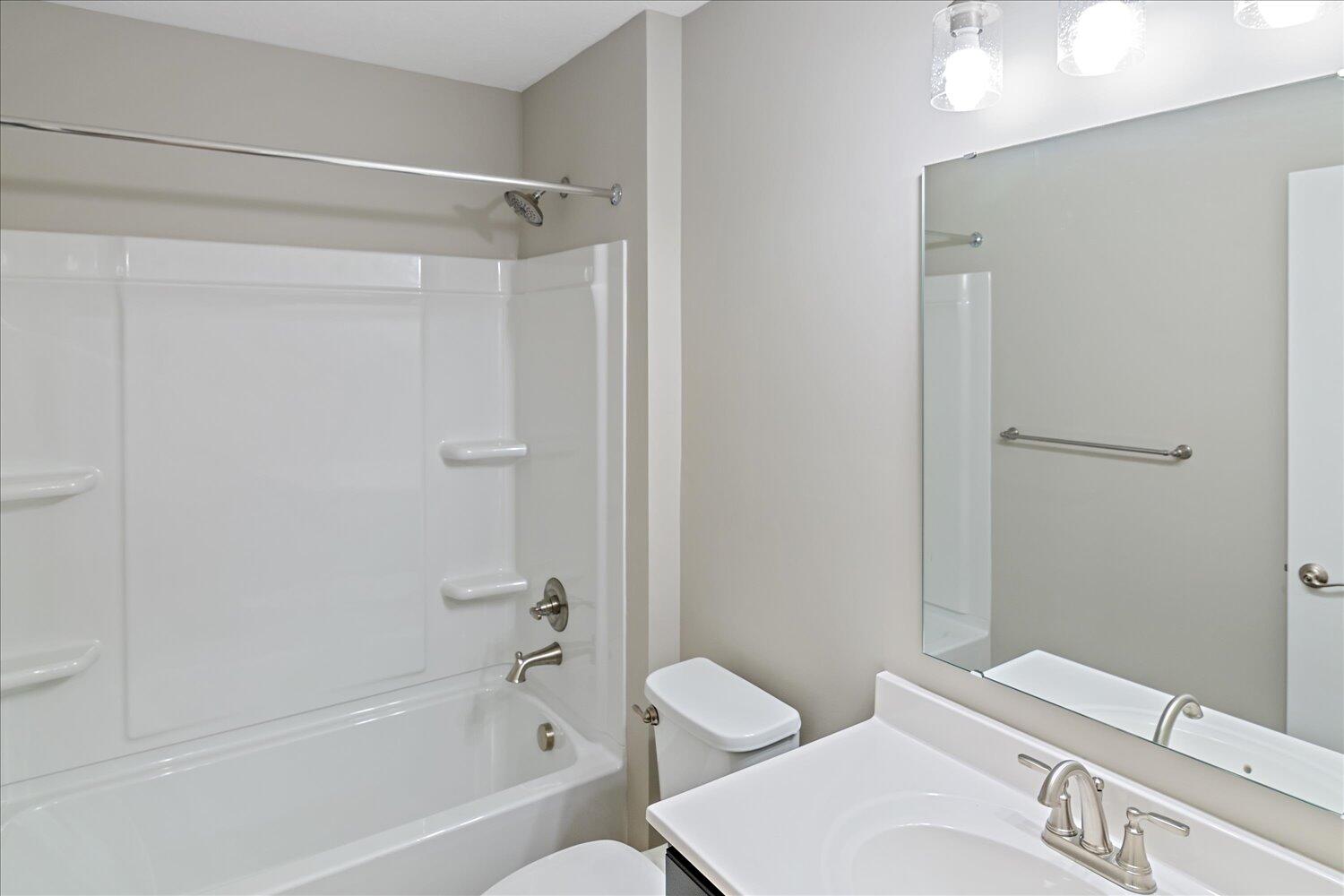 556 Foxhill Drive, 12-303 Property Photo 19