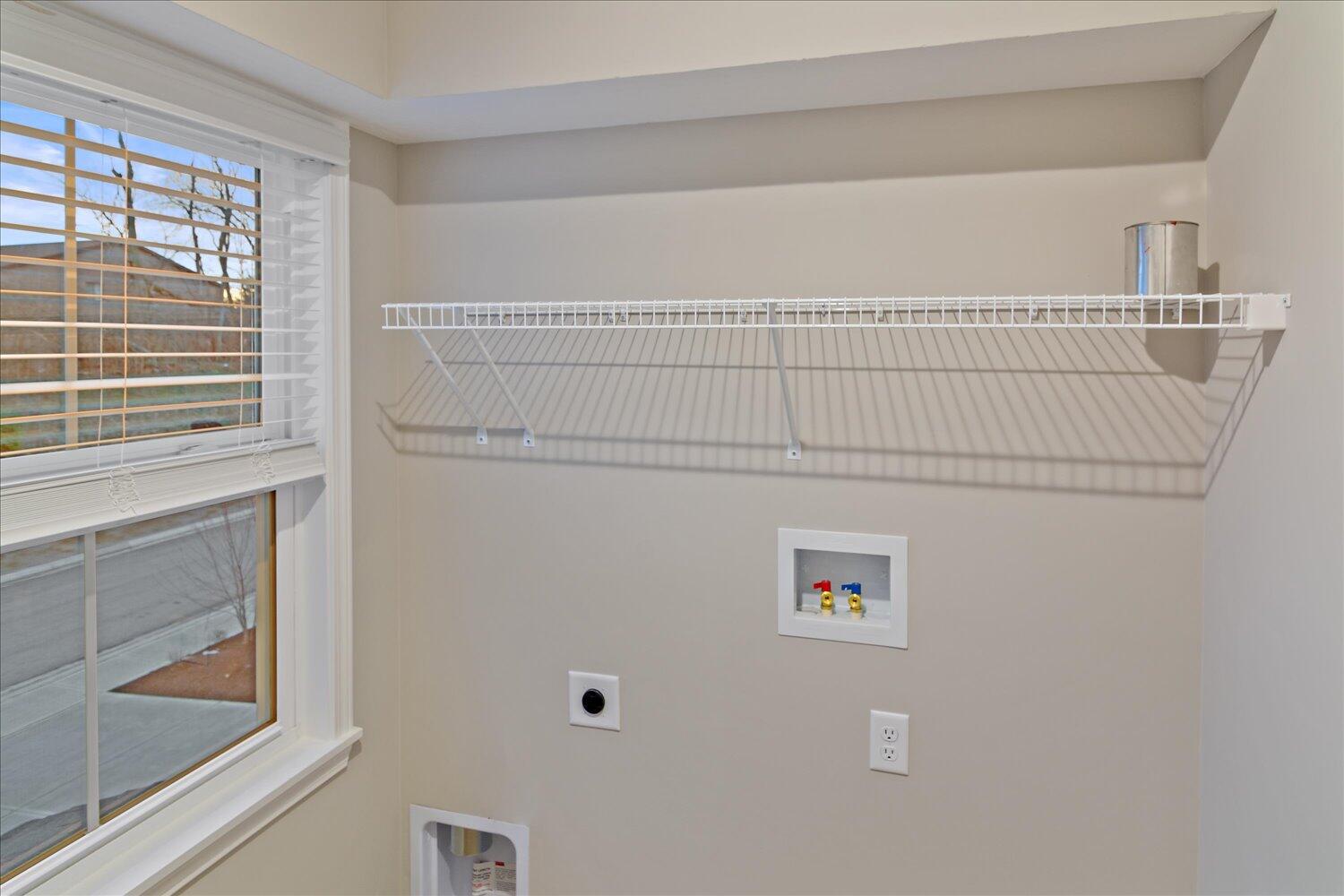 556 Foxhill Drive, 12-303 Property Photo 20