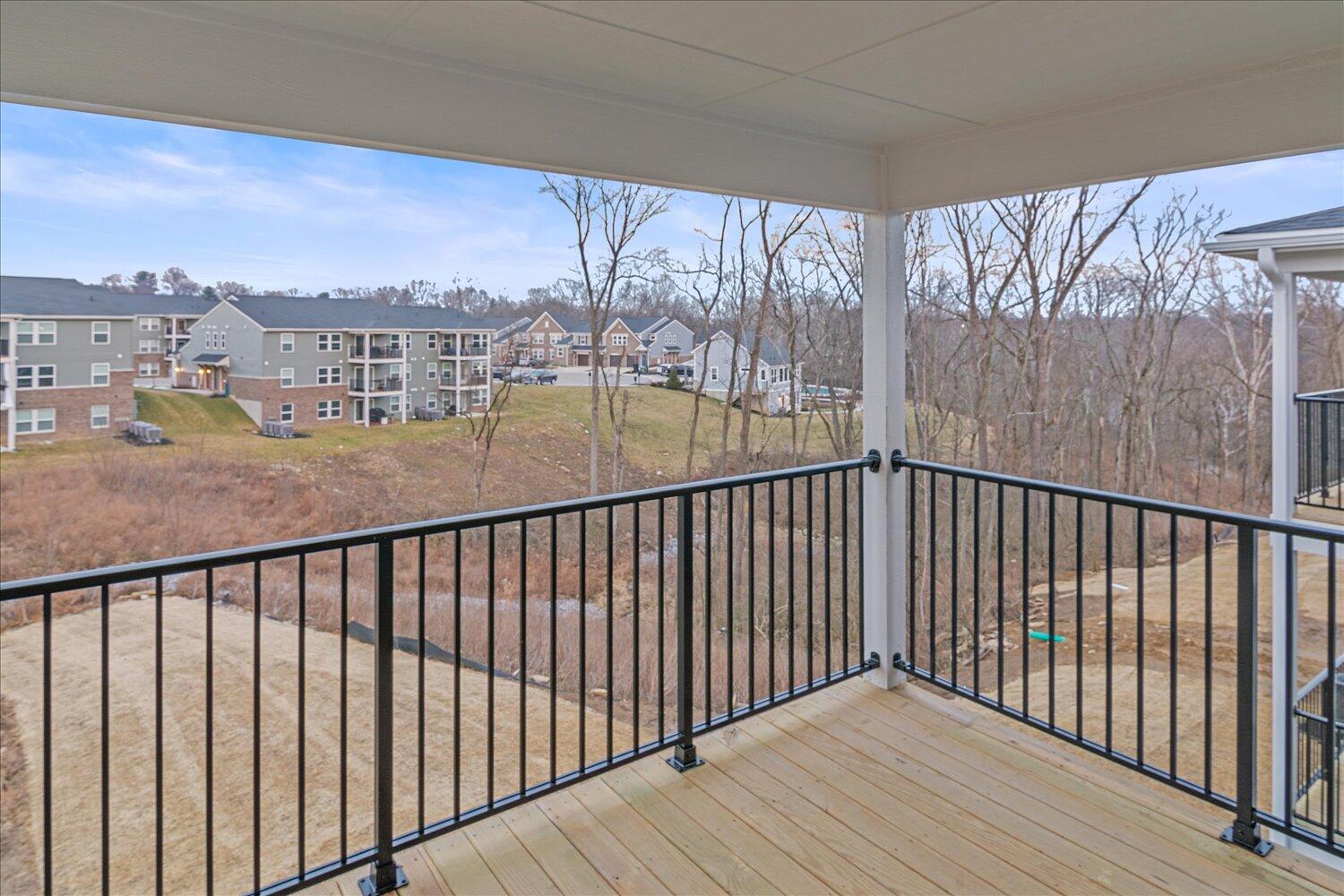 556 Foxhill Drive, 12-303 Property Photo 21