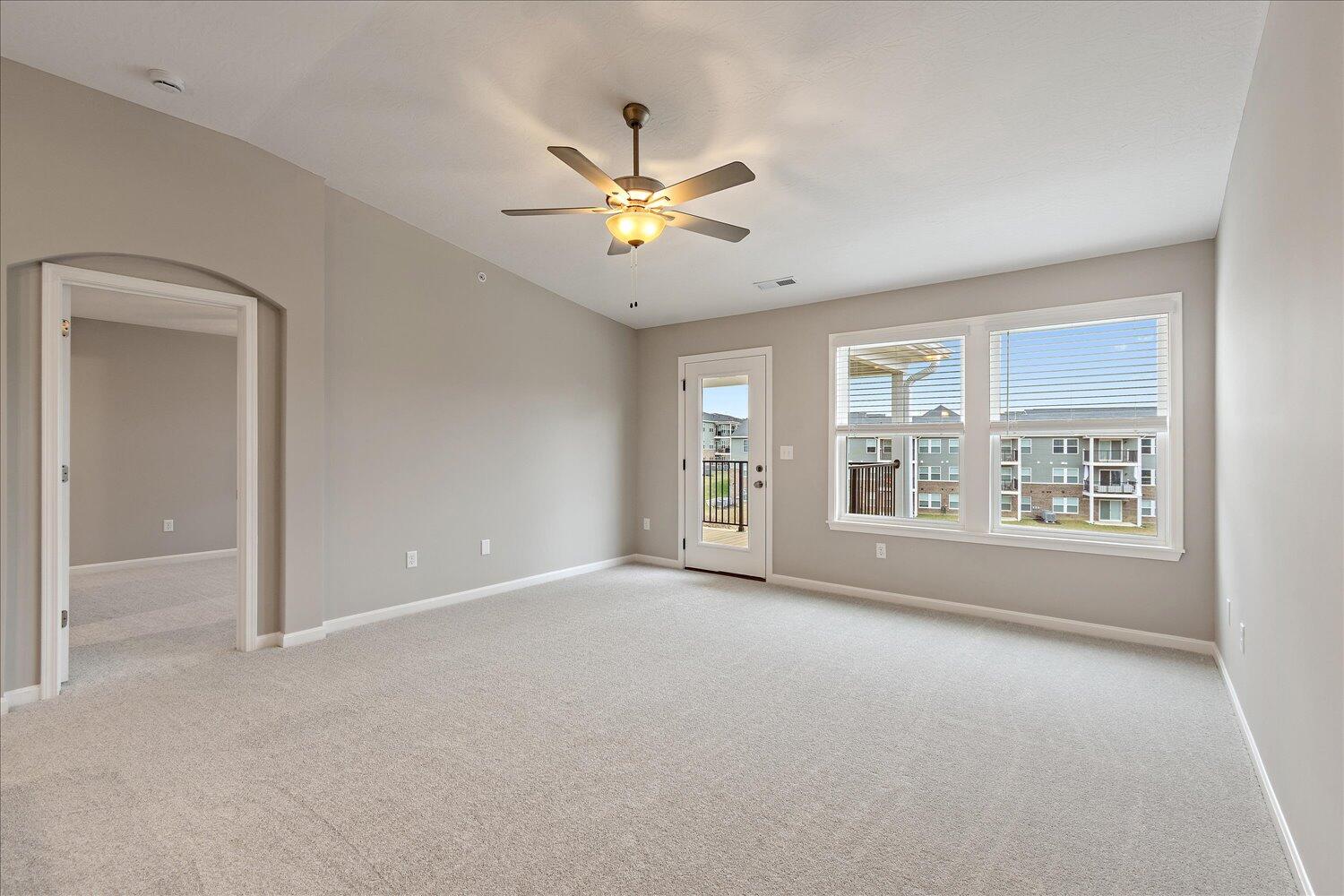 566 Foxhill Drive, 12-302 Property Photo 8