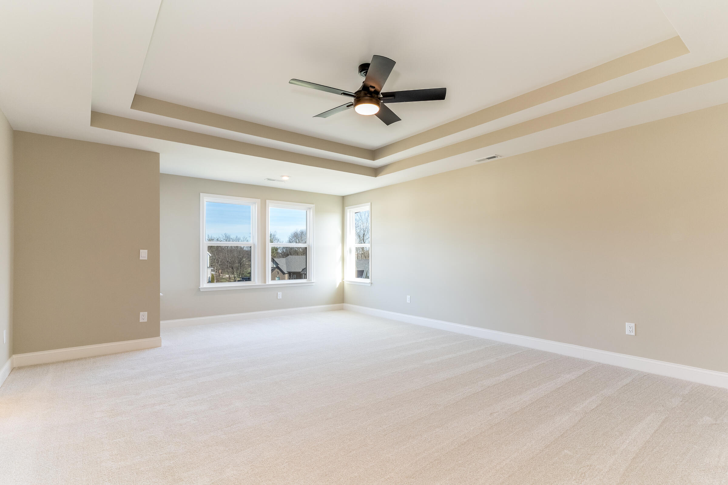 738 Man O'war Boulevard Property Photo 21