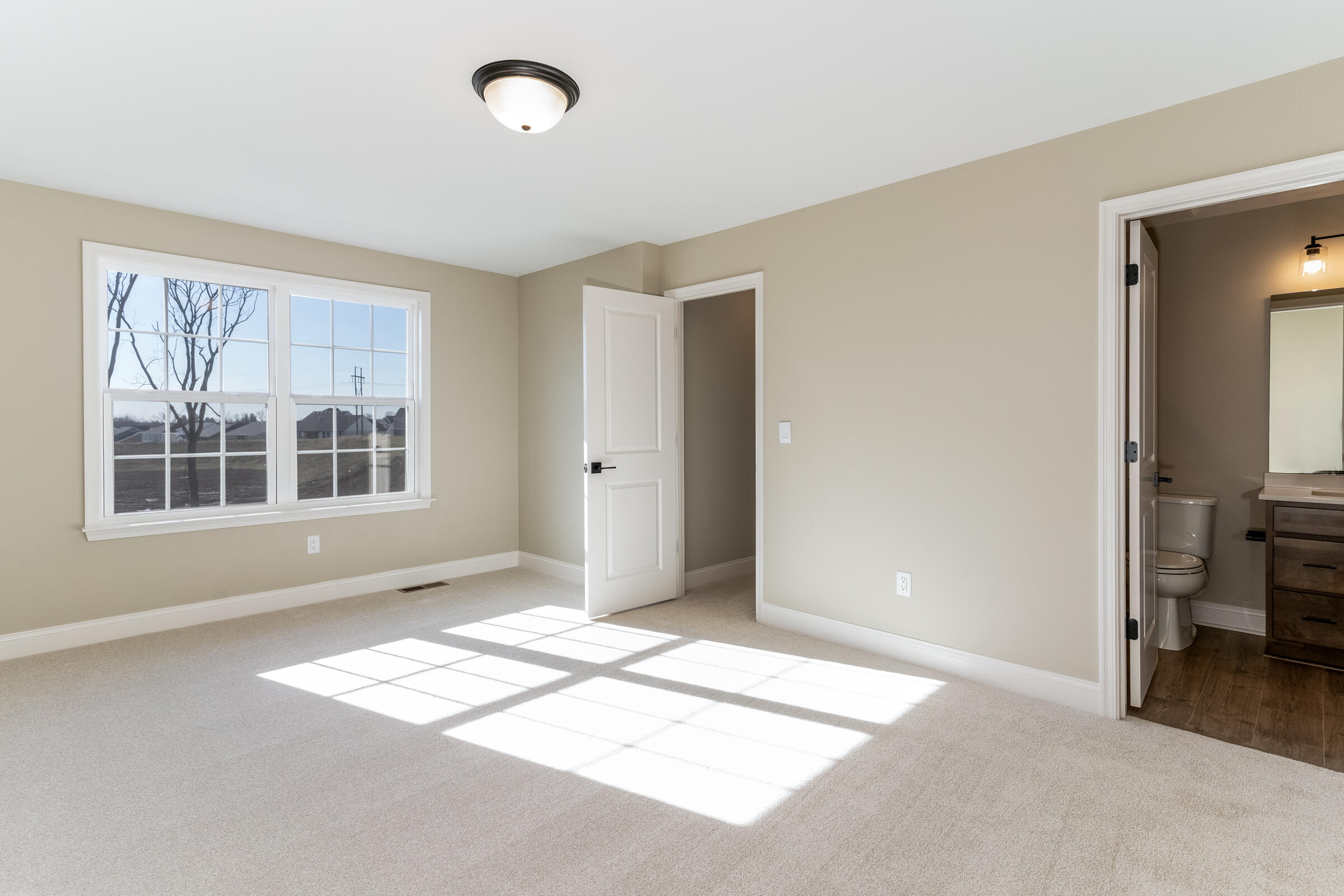 738 Man O'war Boulevard Property Photo 33