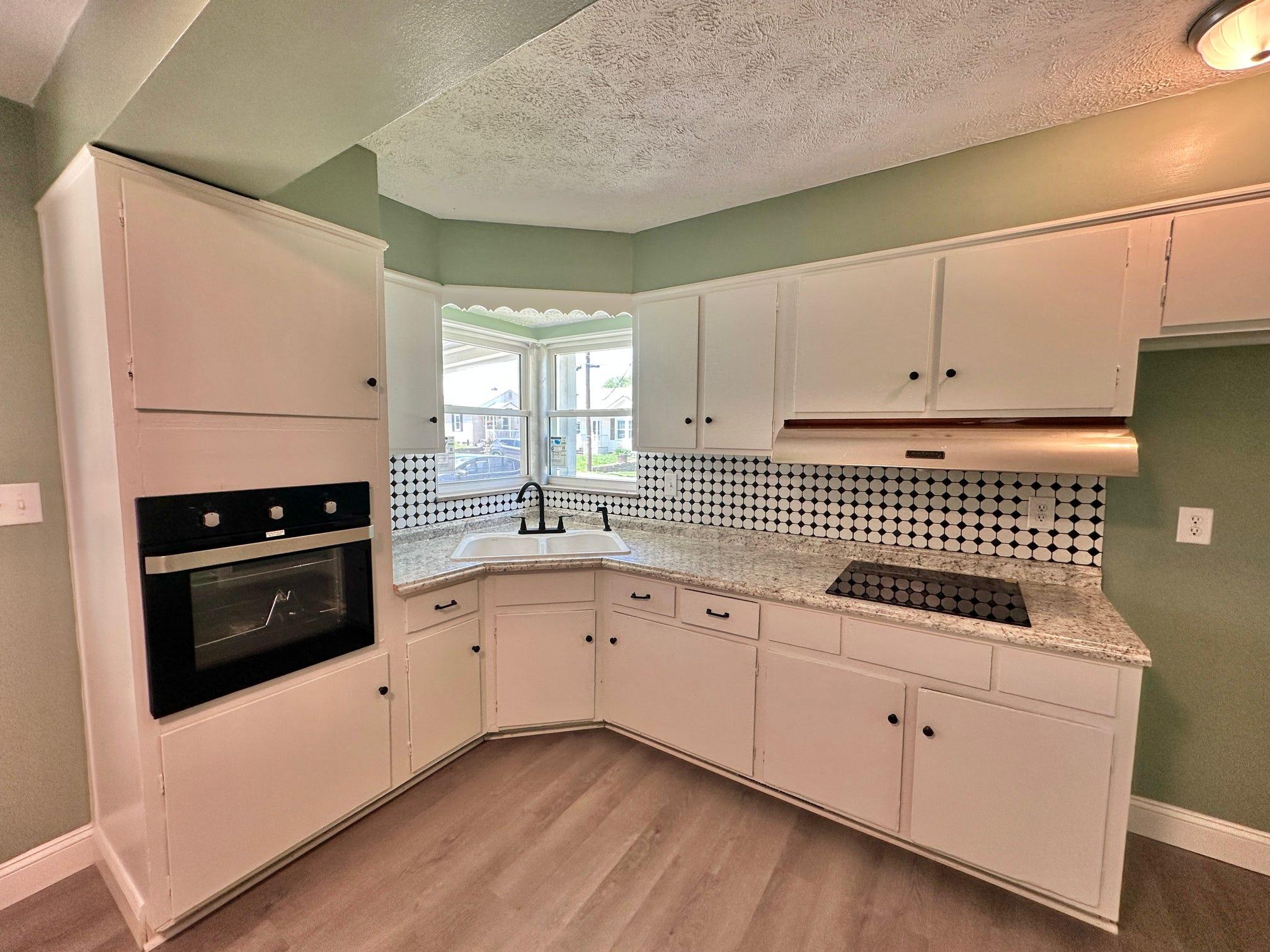 10 Kelly Avenue Property Photo 10