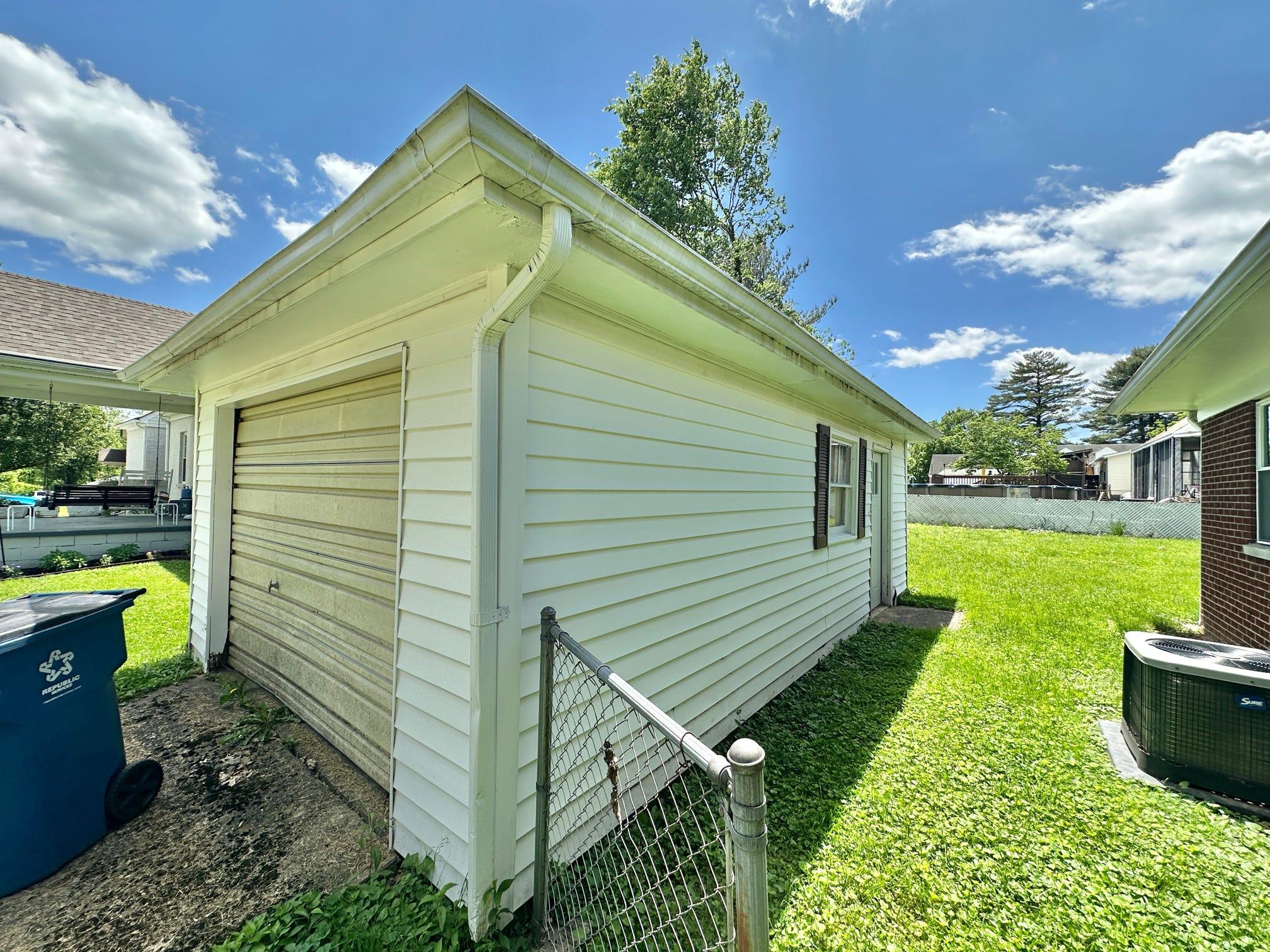 10 Kelly Avenue Property Photo 45