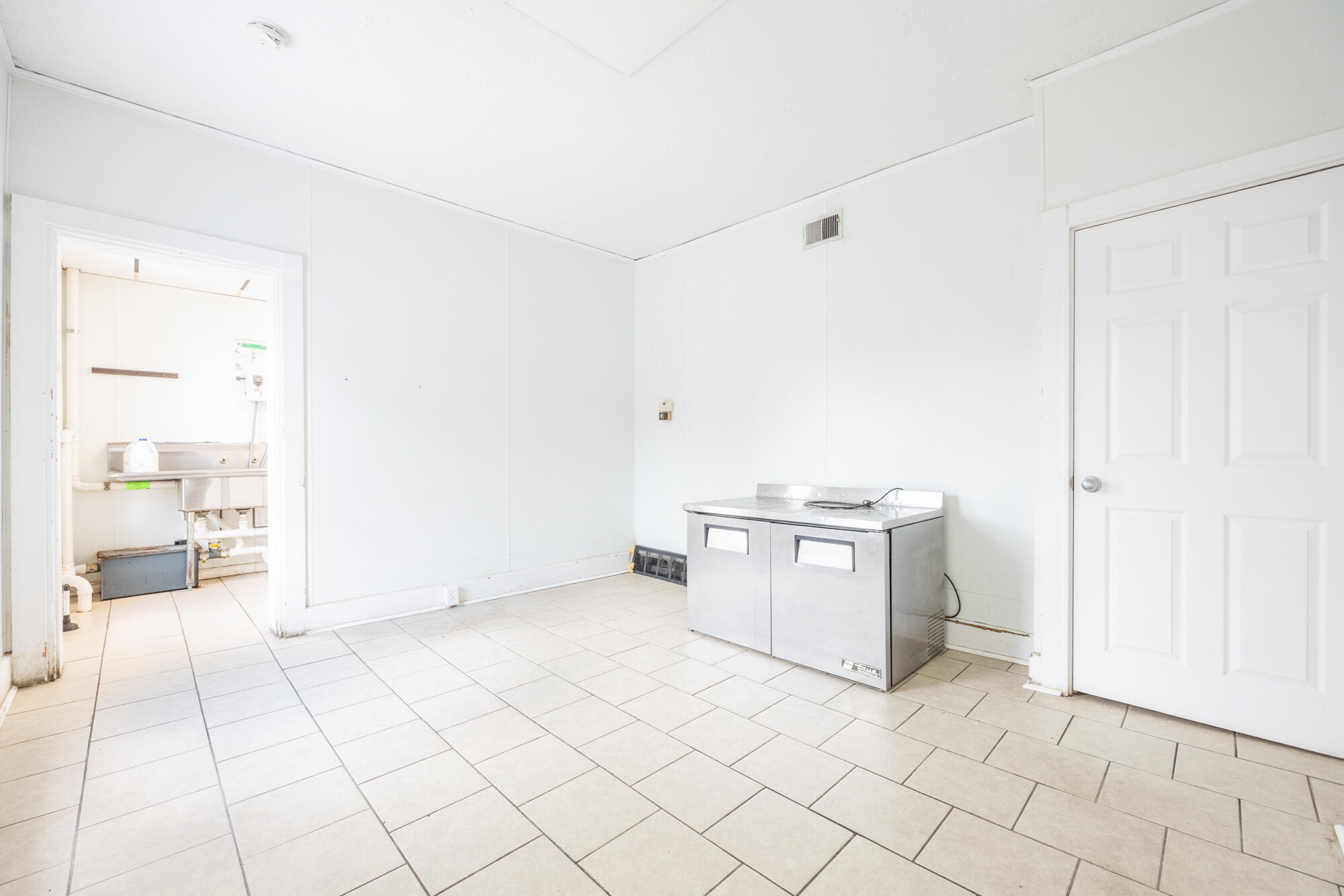 336 Monmouth Street Property Photo 33