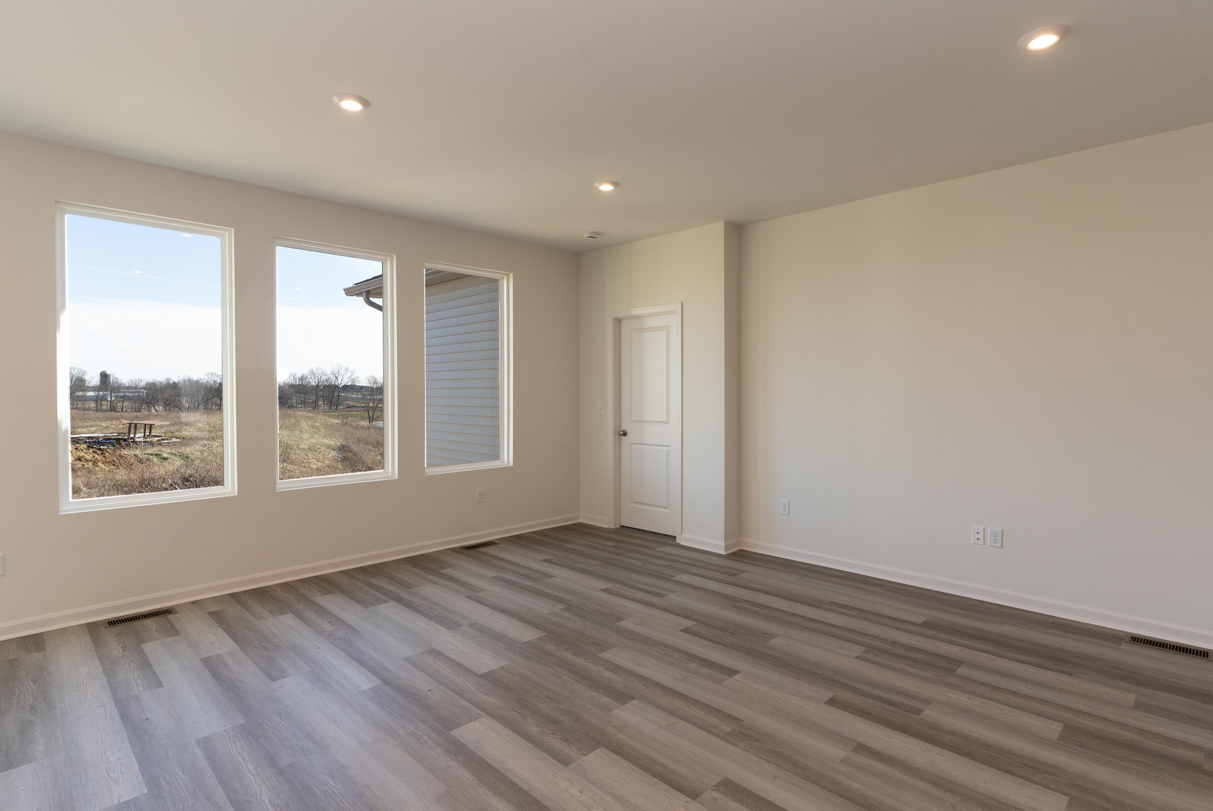 8812 Marais Drive Property Photo 6