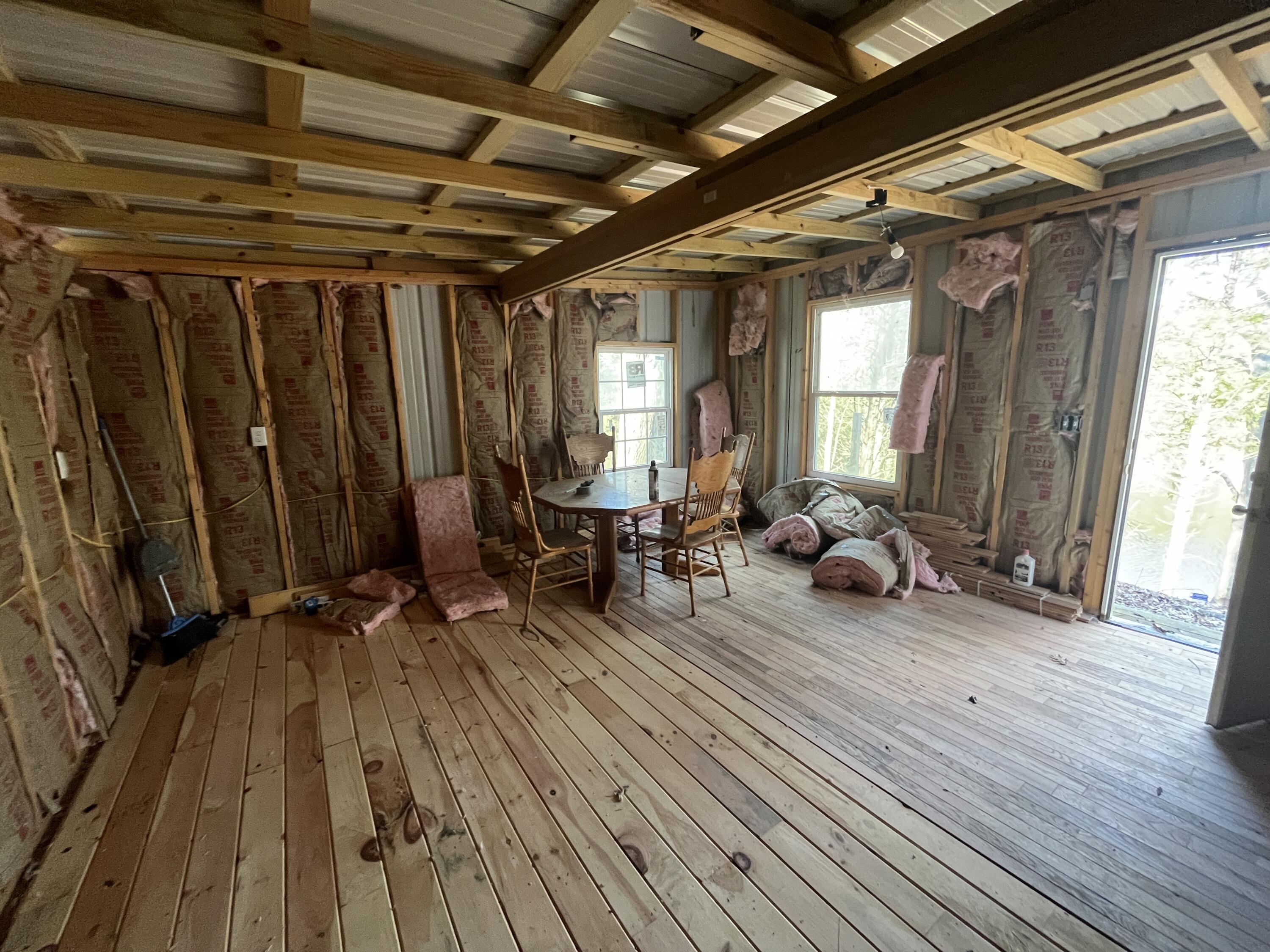 3105 Gratz Road Property Photo 10