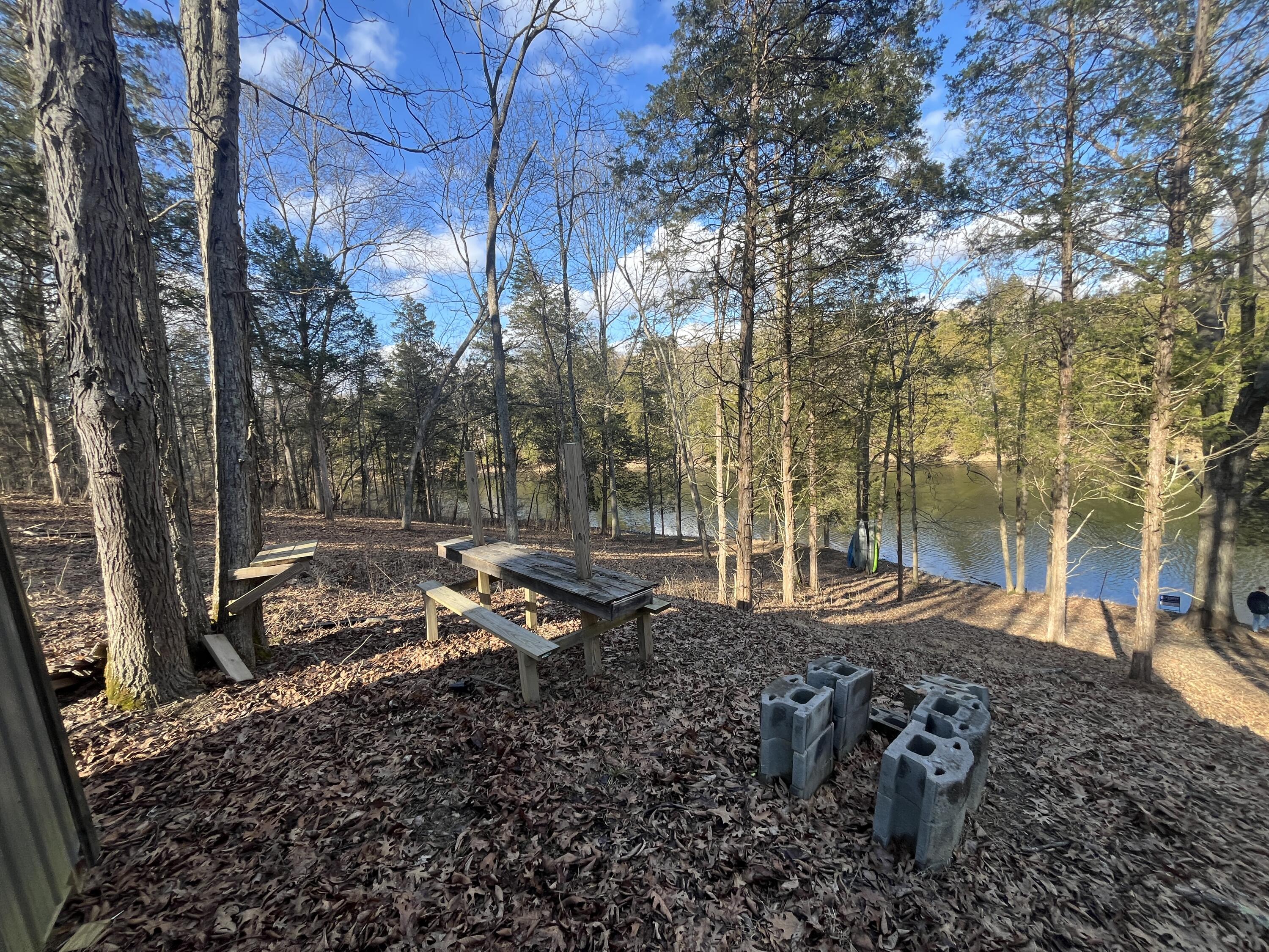 3105 Gratz Road Property Photo 12