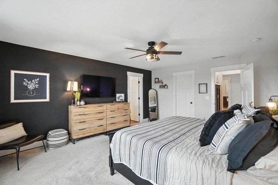 1427 Rosewynne Way Property Photo 24