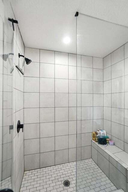 1427 Rosewynne Way Property Photo 27