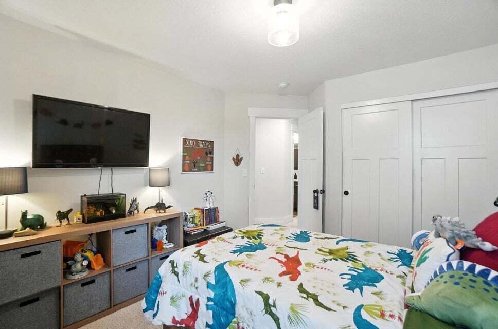 1427 Rosewynne Way Property Photo 29