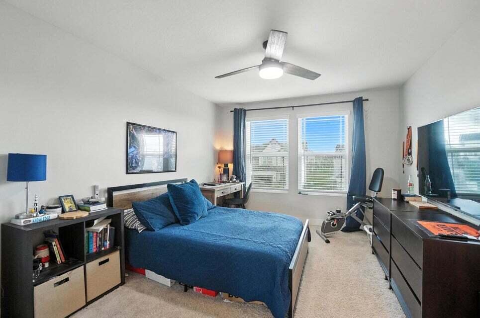 1427 Rosewynne Way Property Photo 32