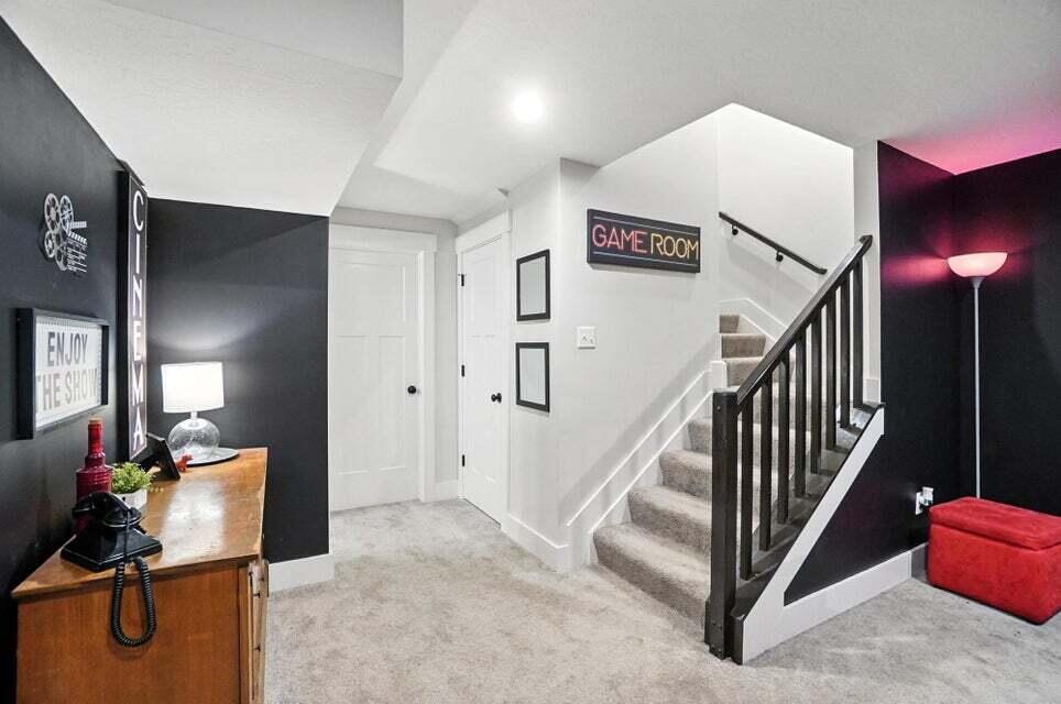 1427 Rosewynne Way Property Photo 37