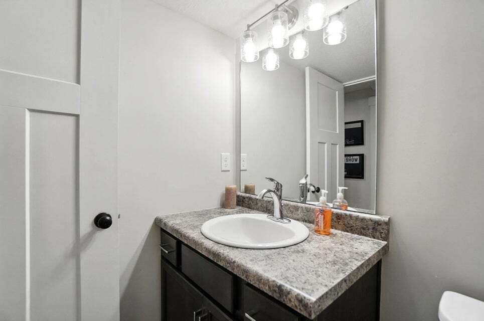 1427 Rosewynne Way Property Photo 45