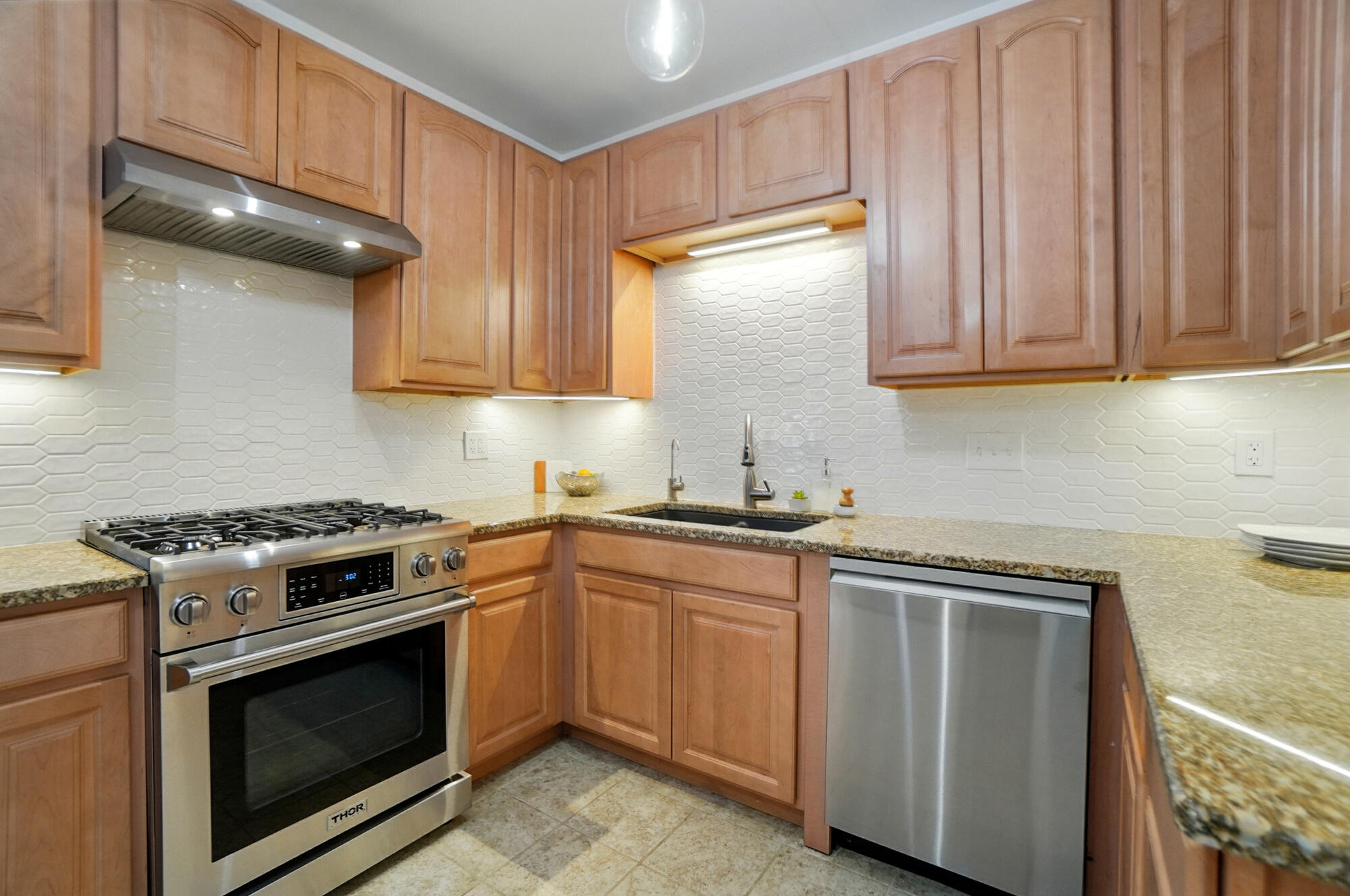 1126 Audubon Road Property Photo 6