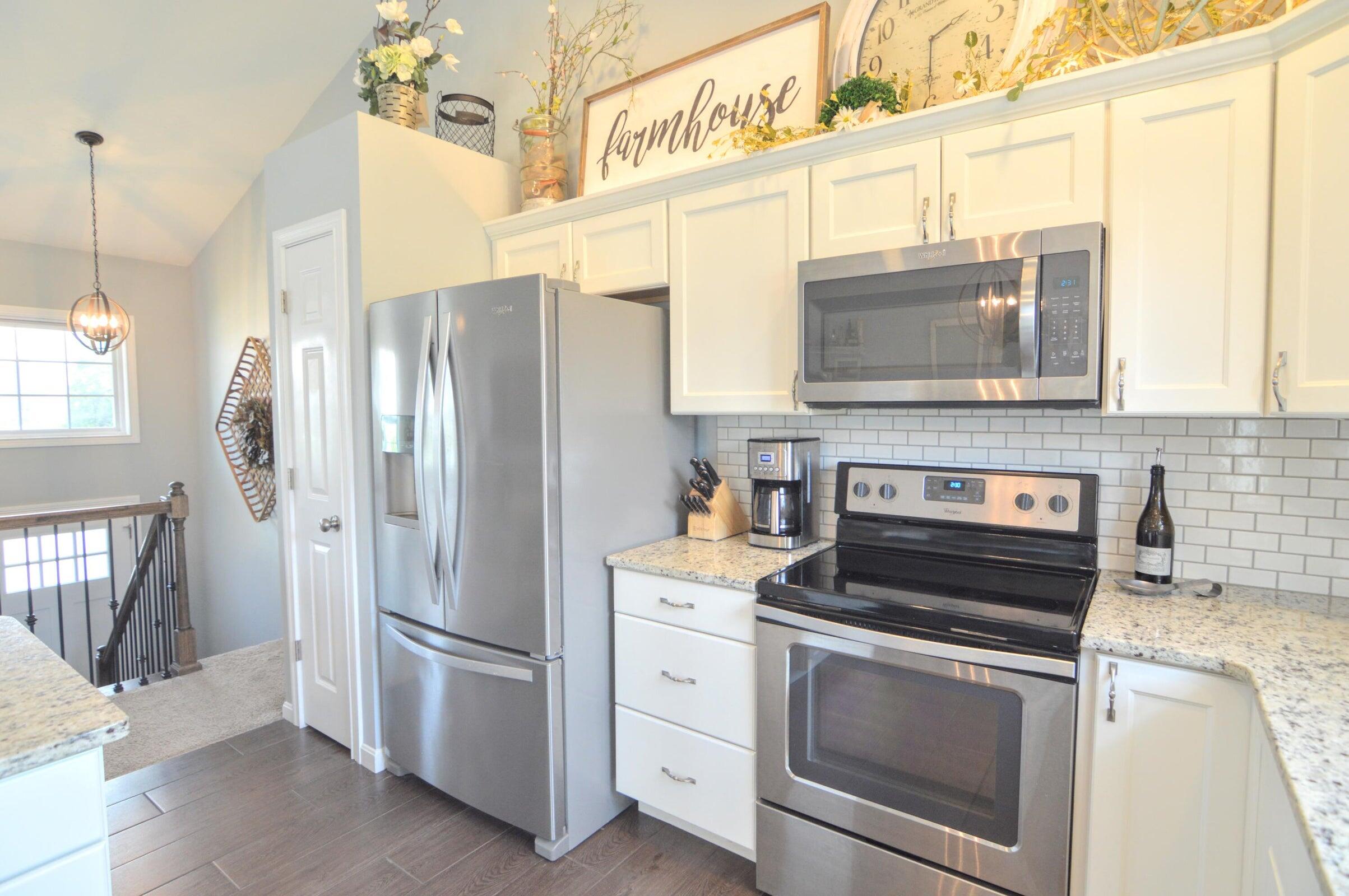 226 Veneto Drive Property Photo 6