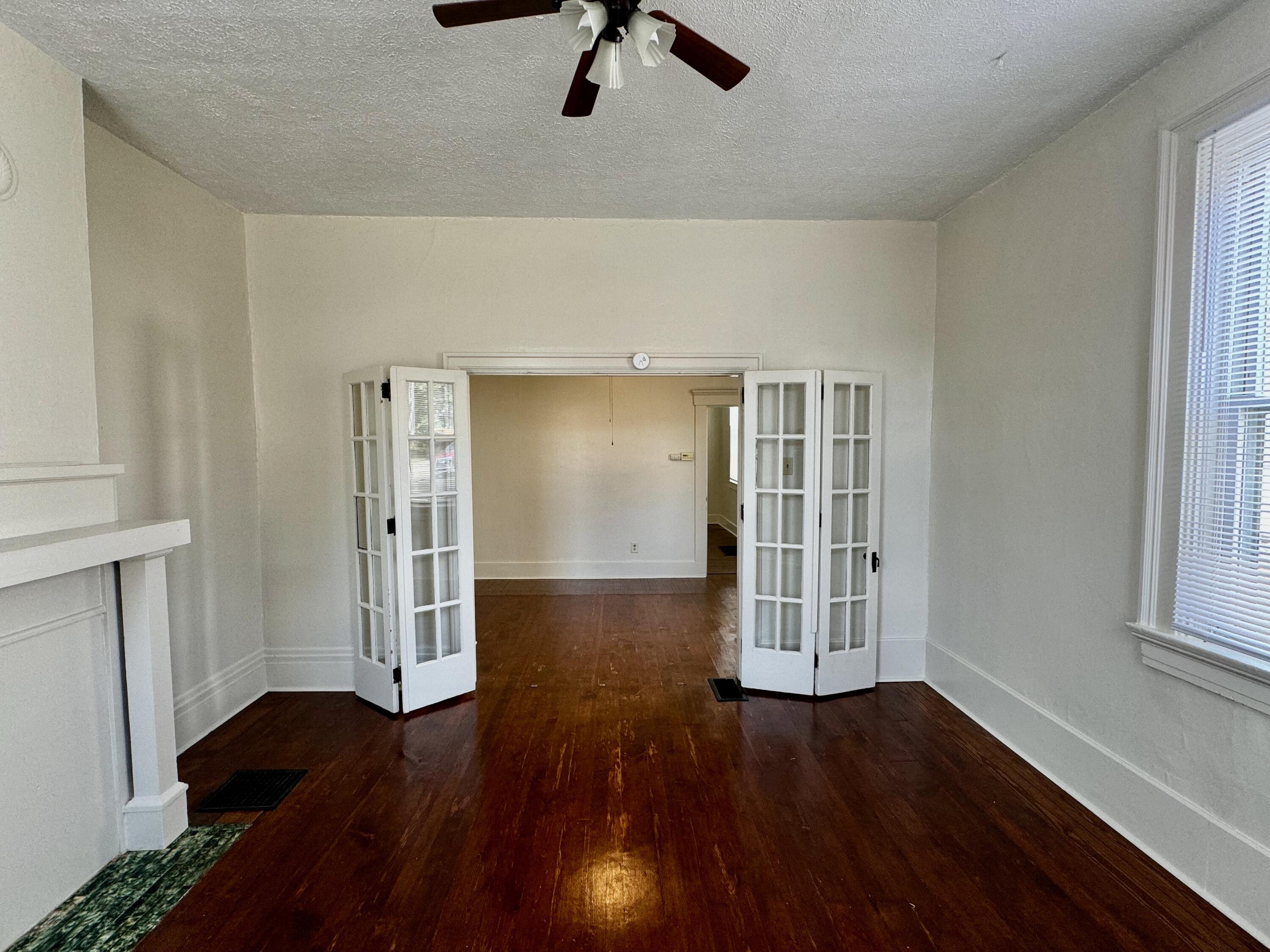 1140 Central Avenue Property Photo 4