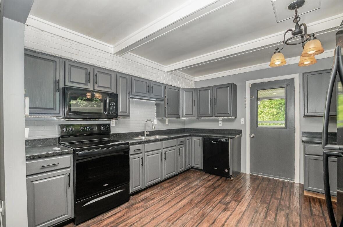 3776 Feather Lane Property Photo 9