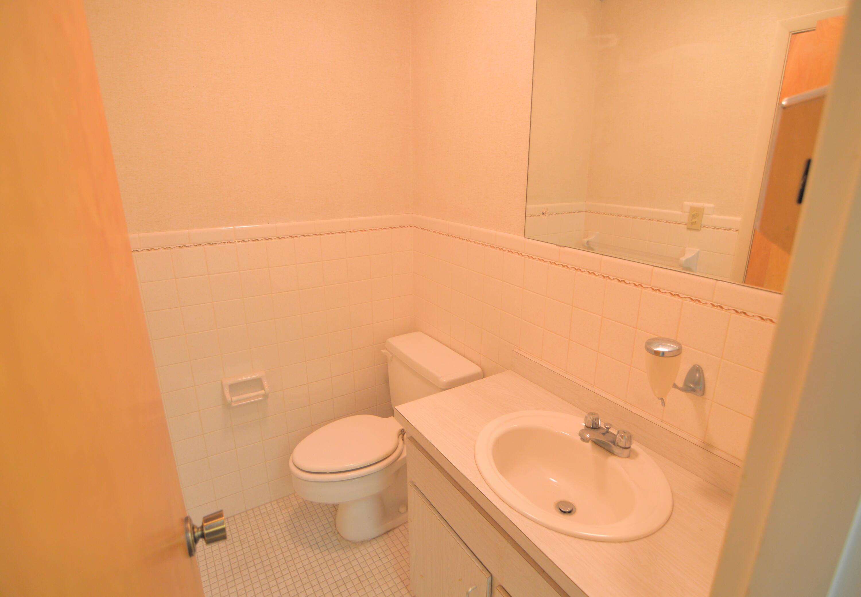 2372 Grandview Drive Property Photo 19