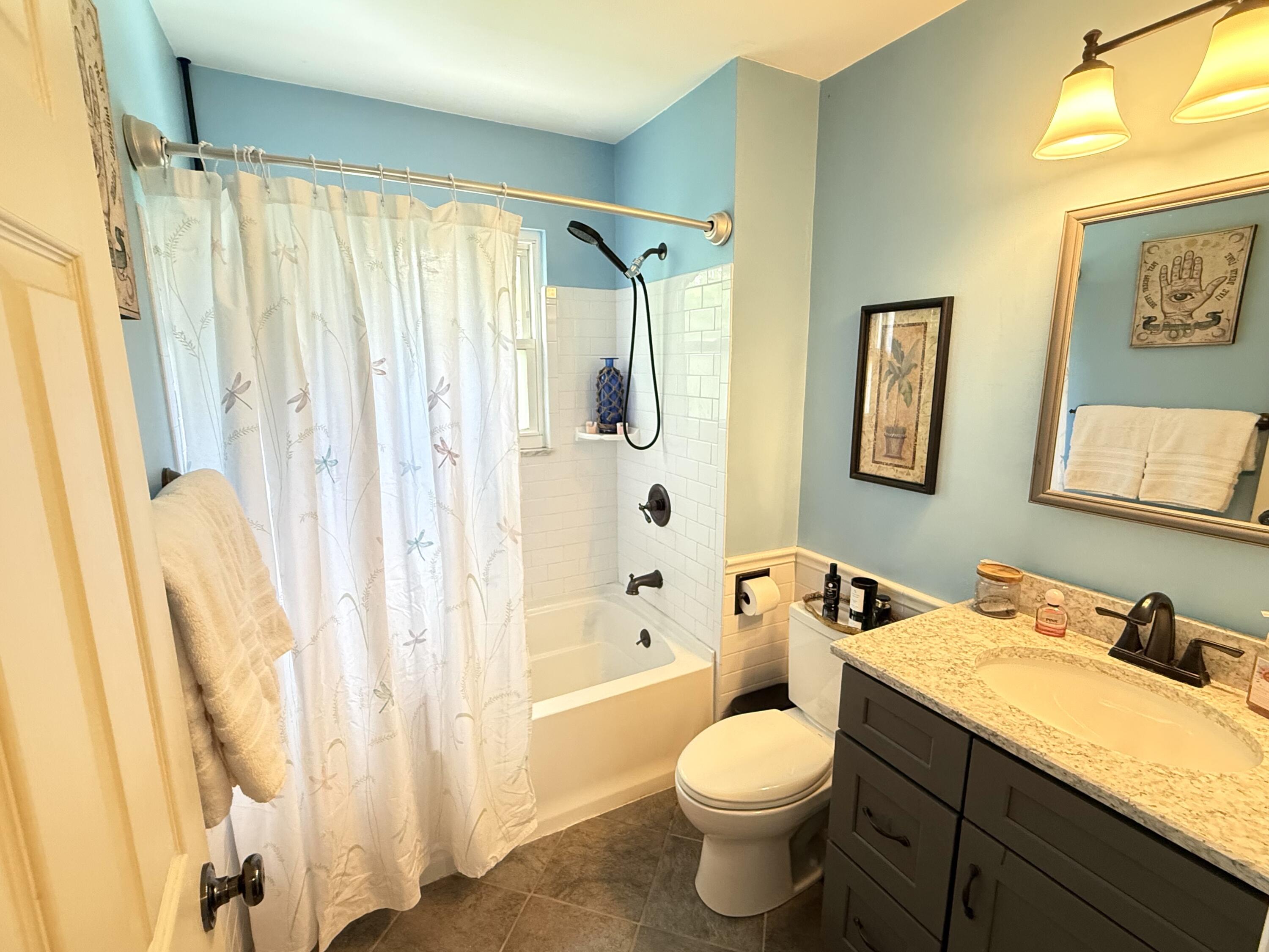 2840 Campus Drive Property Photo 10