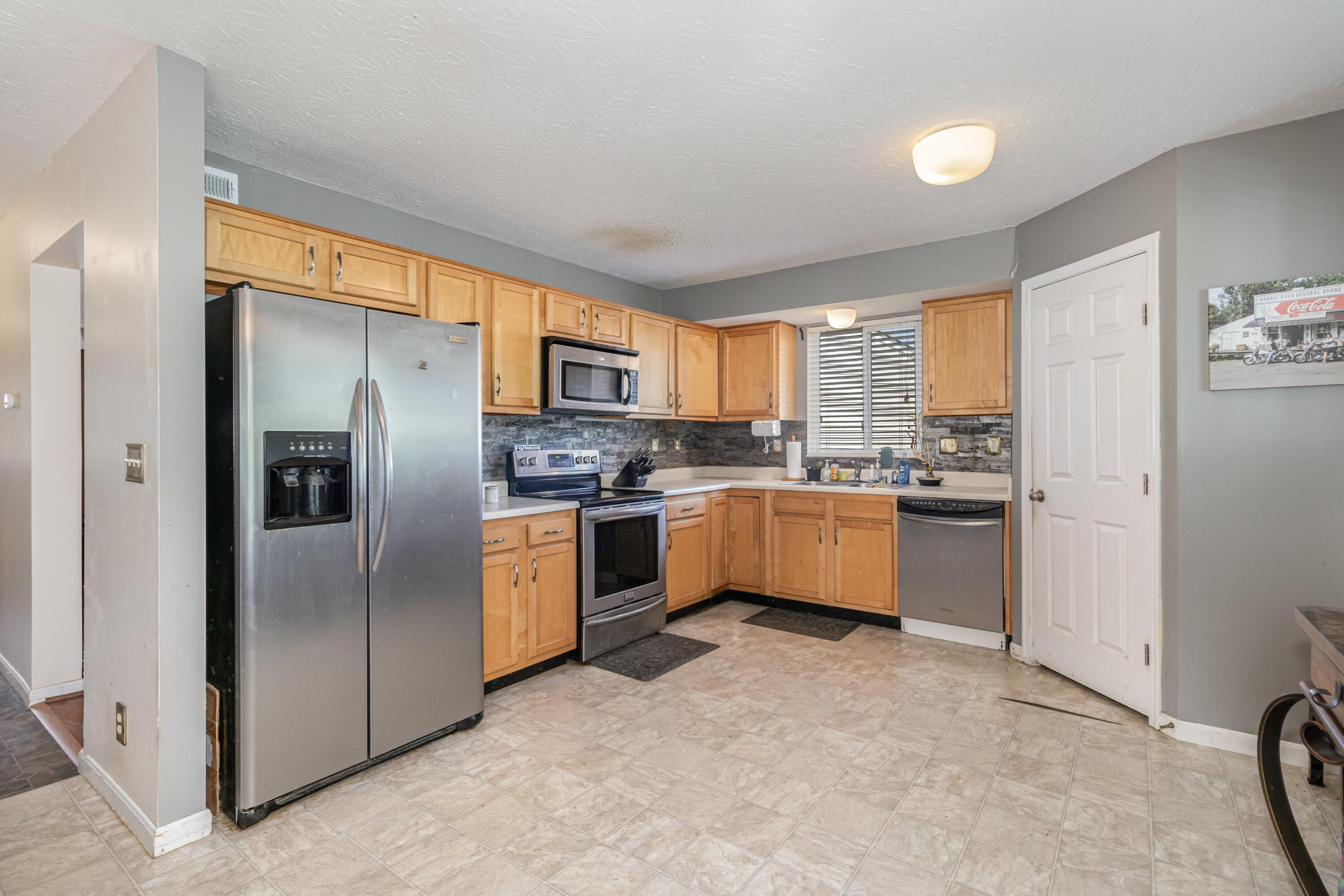 12272 Mashburn Drive Property Photo 7