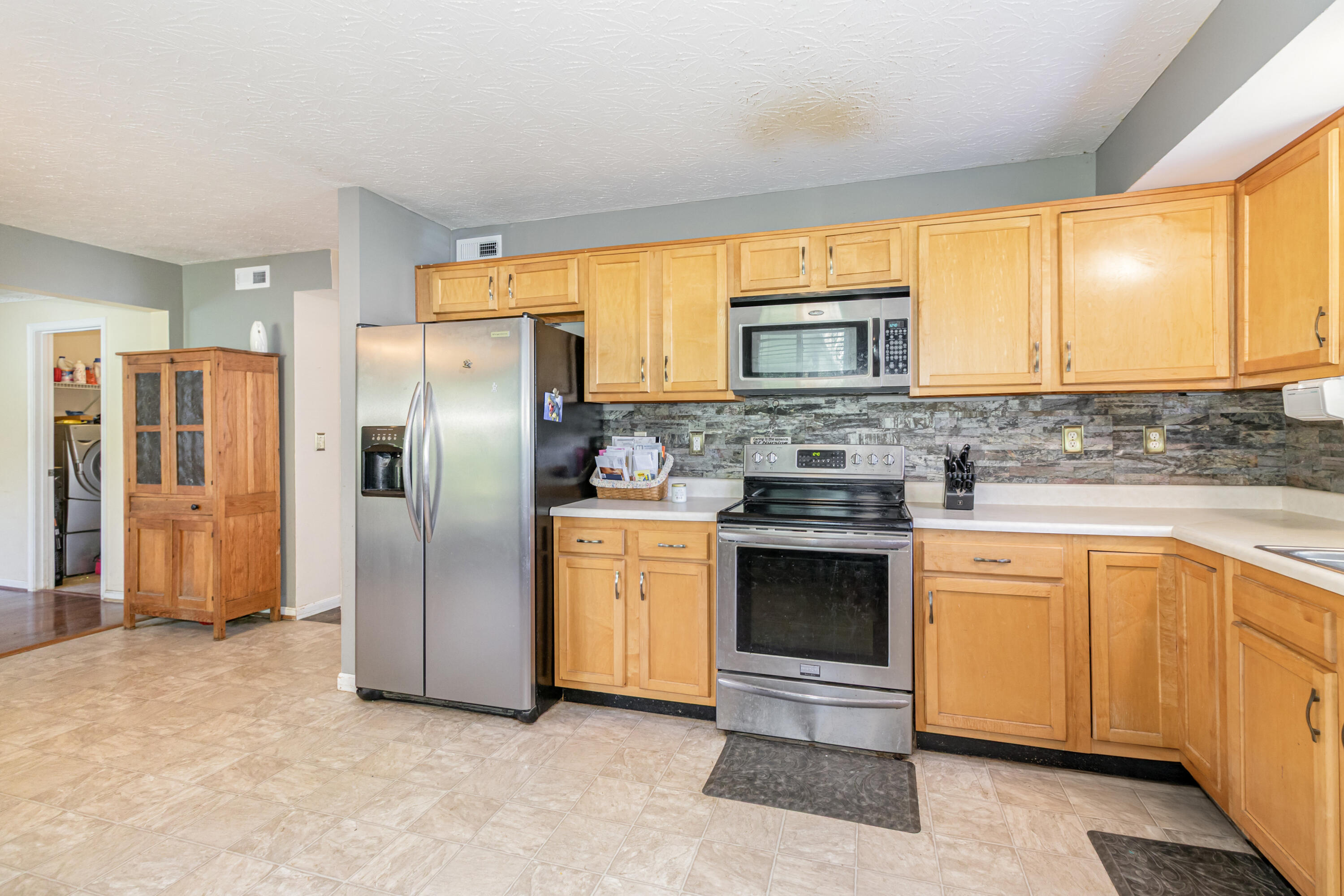 12272 Mashburn Drive Property Photo 8